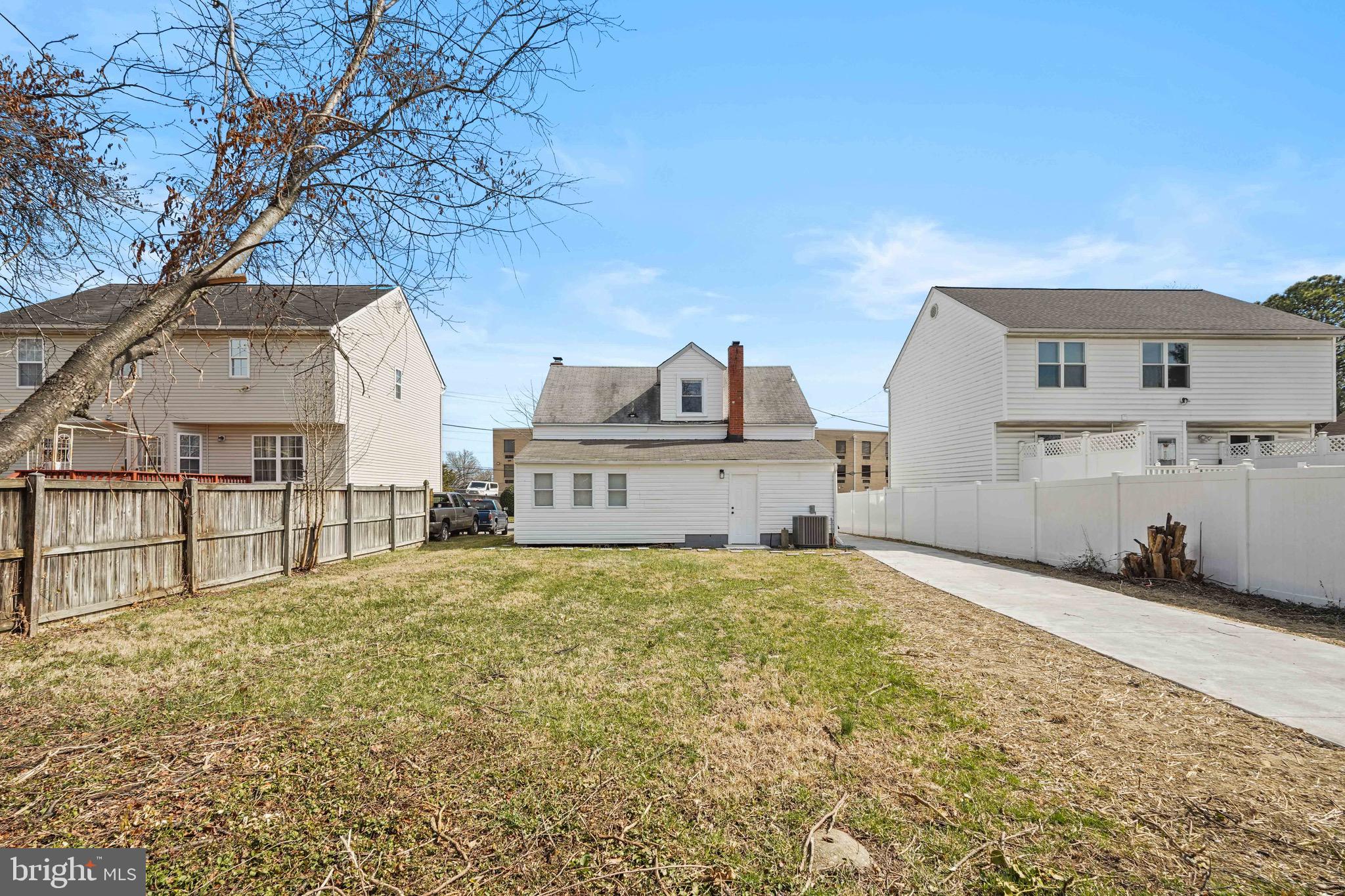 OLE LONGFIELD - Residential