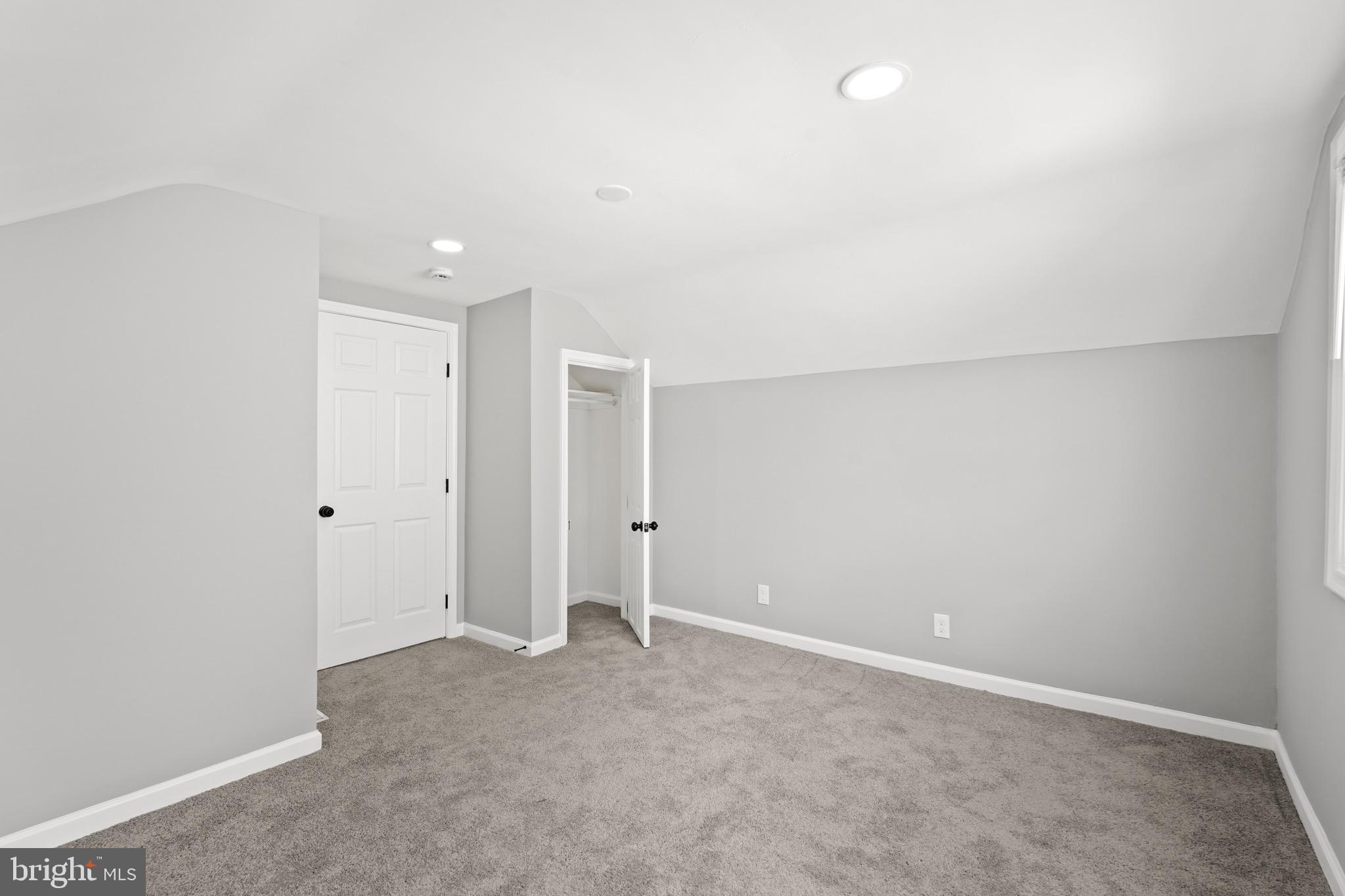 OLE LONGFIELD - Residential