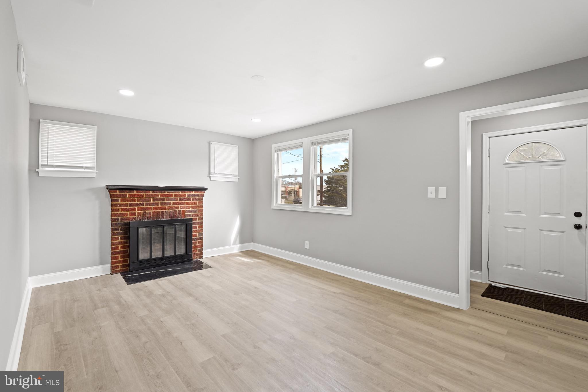 OLE LONGFIELD - Residential