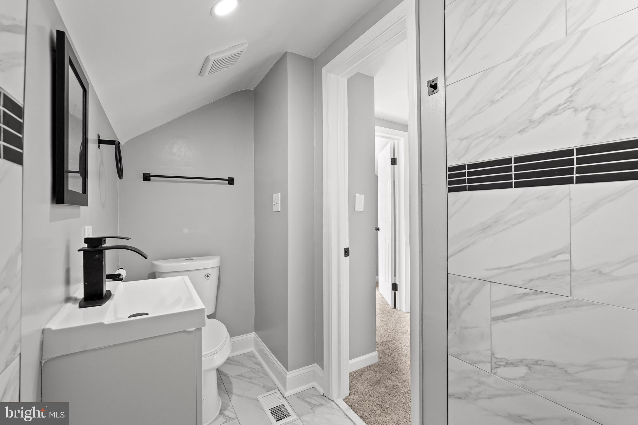 OLE LONGFIELD - Residential