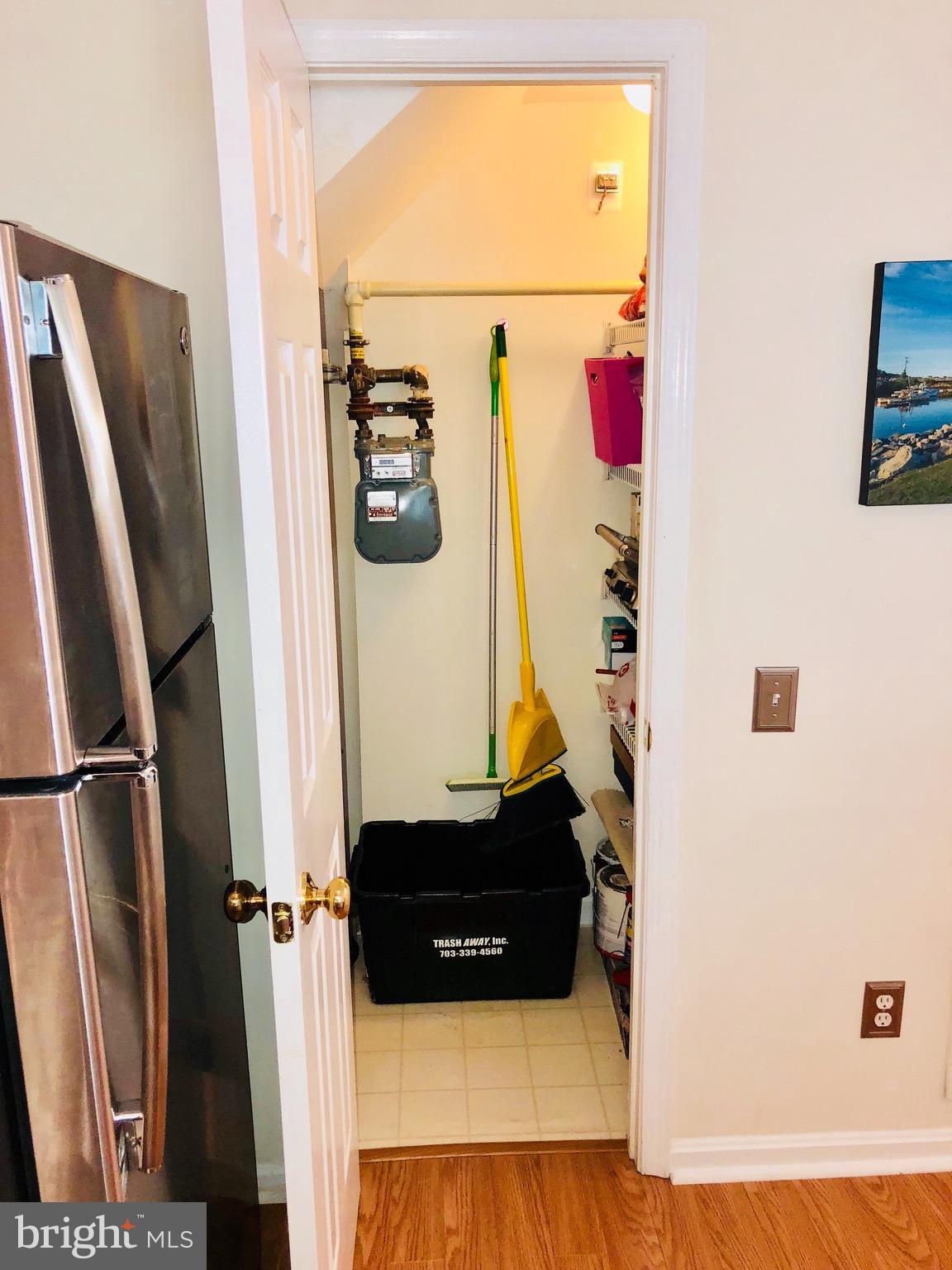 SYCAMORES AT VAN DORN - Residential Lease