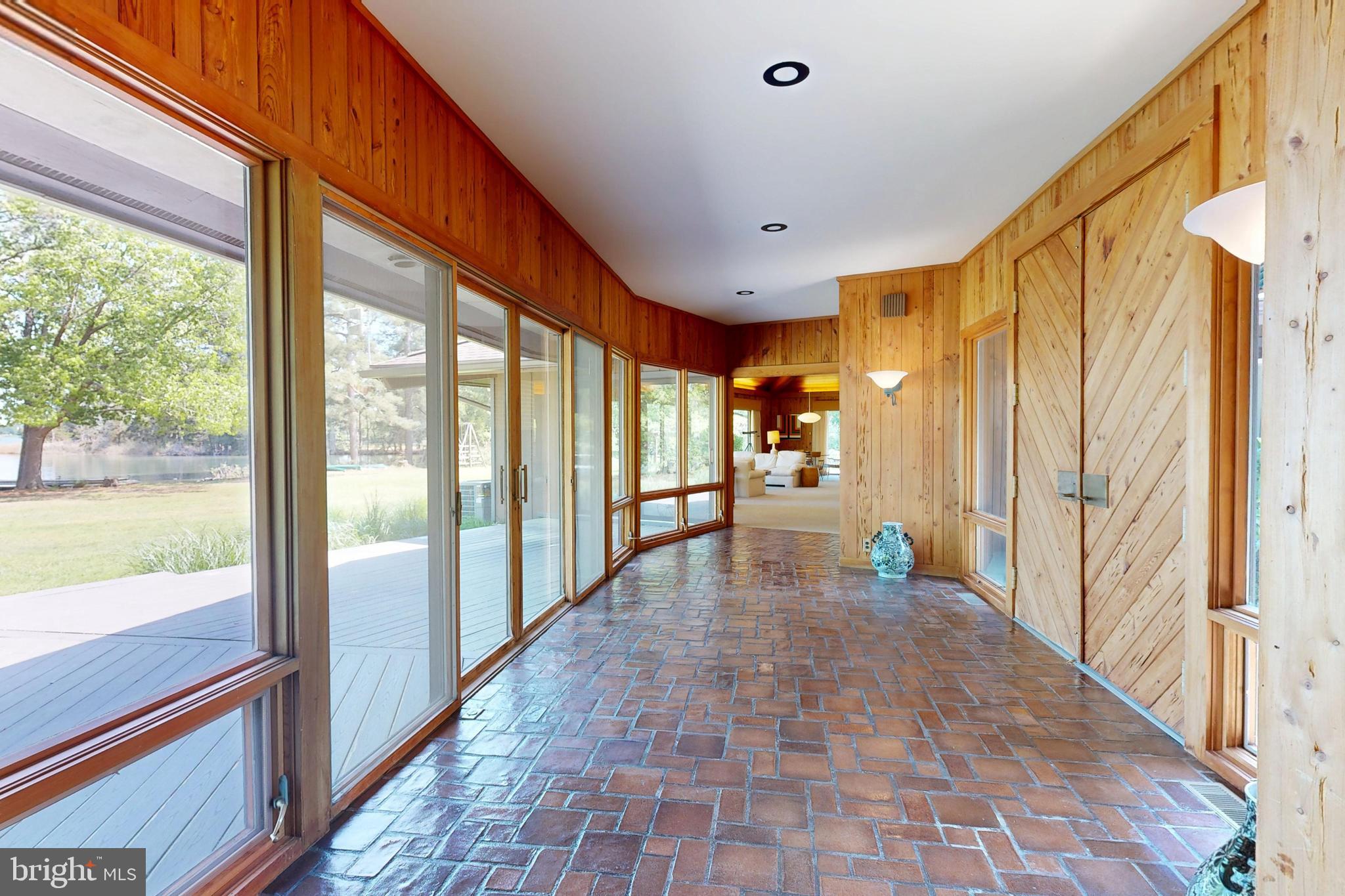TRAVELERS REST - Residential