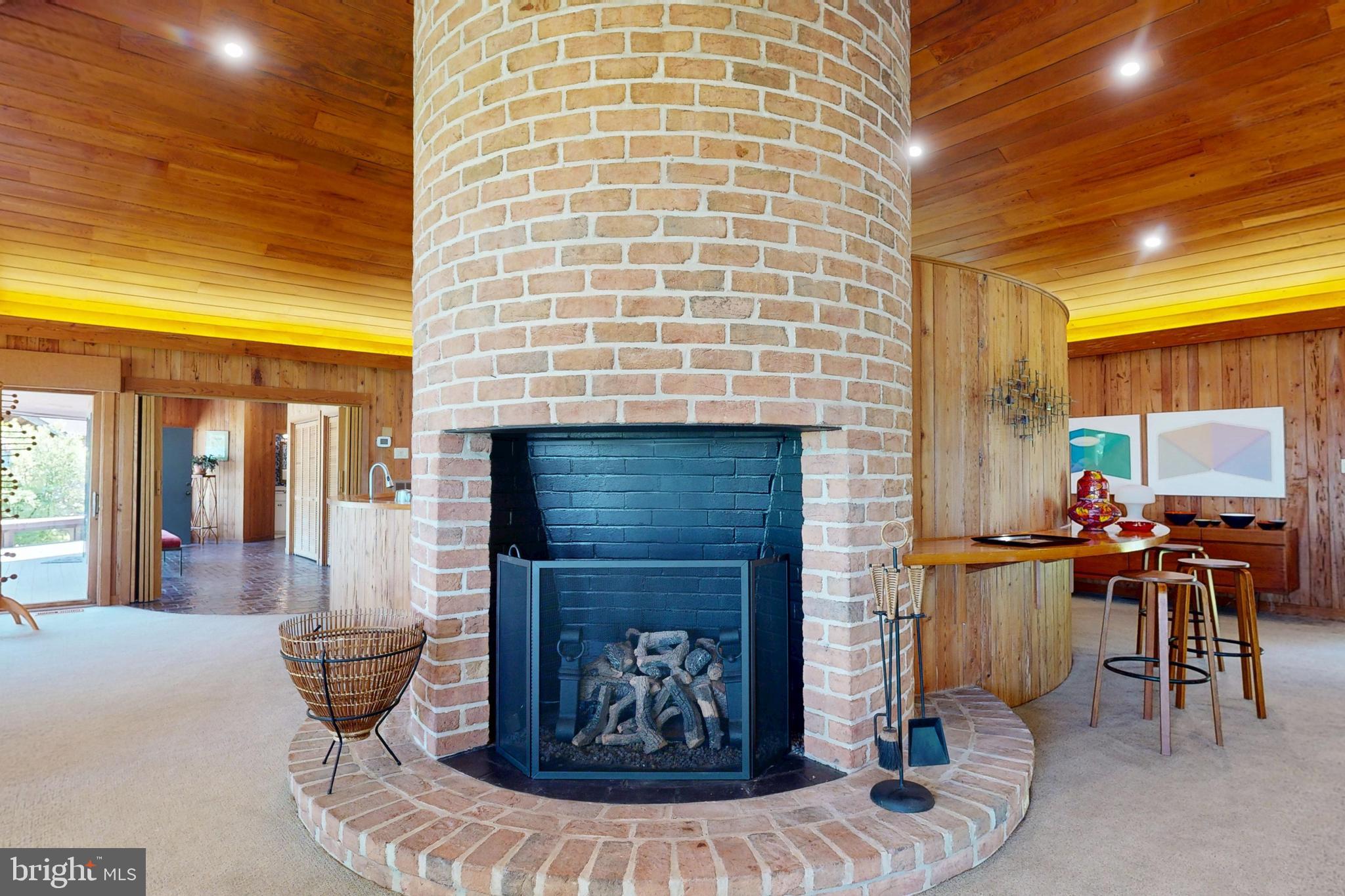 TRAVELERS REST - Residential