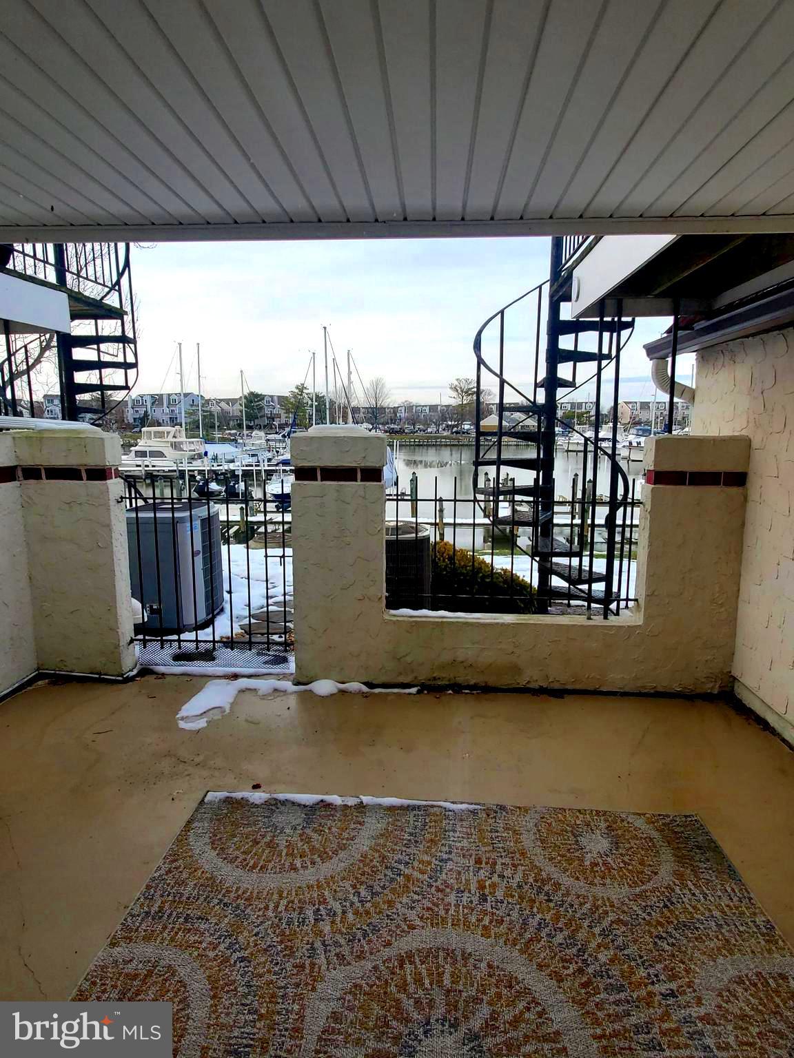 QUEENS LANDING - Residential Lease