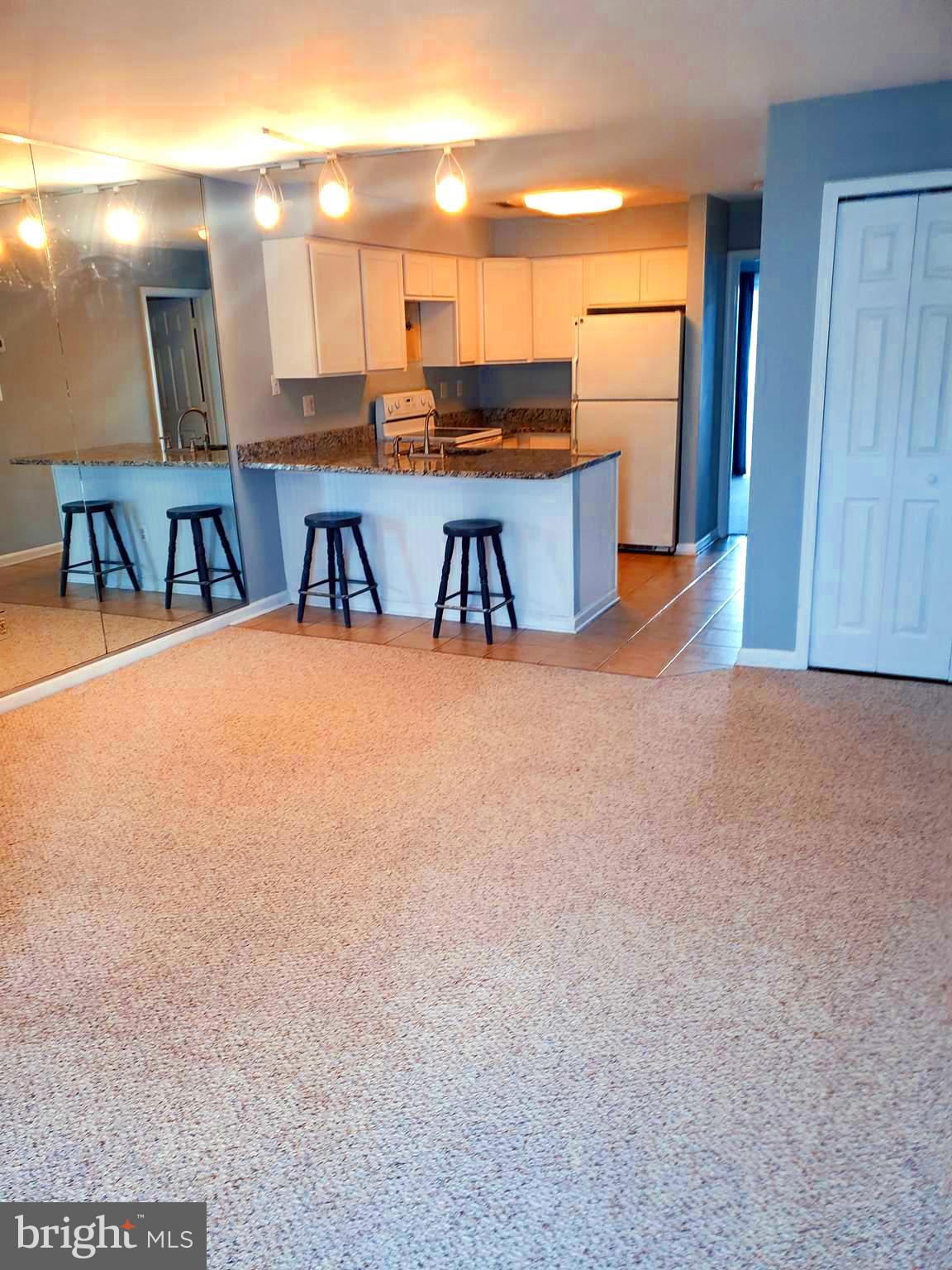 QUEENS LANDING - Residential Lease