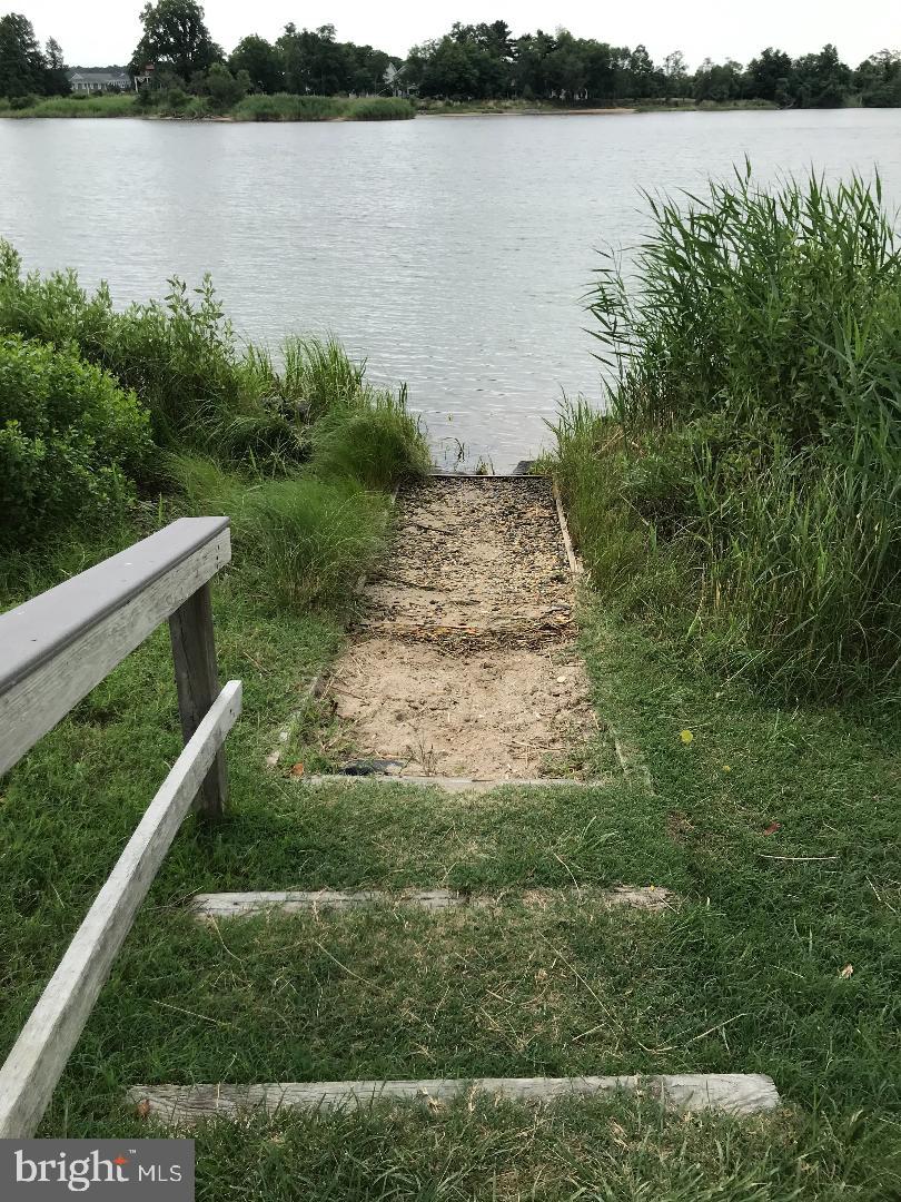 QUEENS LANDING - Residential Lease