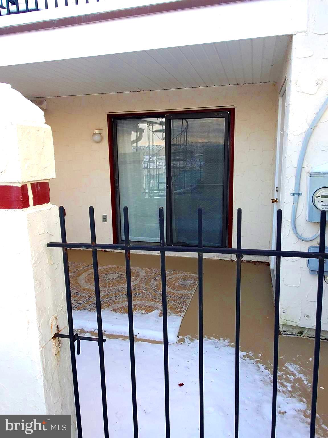 QUEENS LANDING - Residential Lease