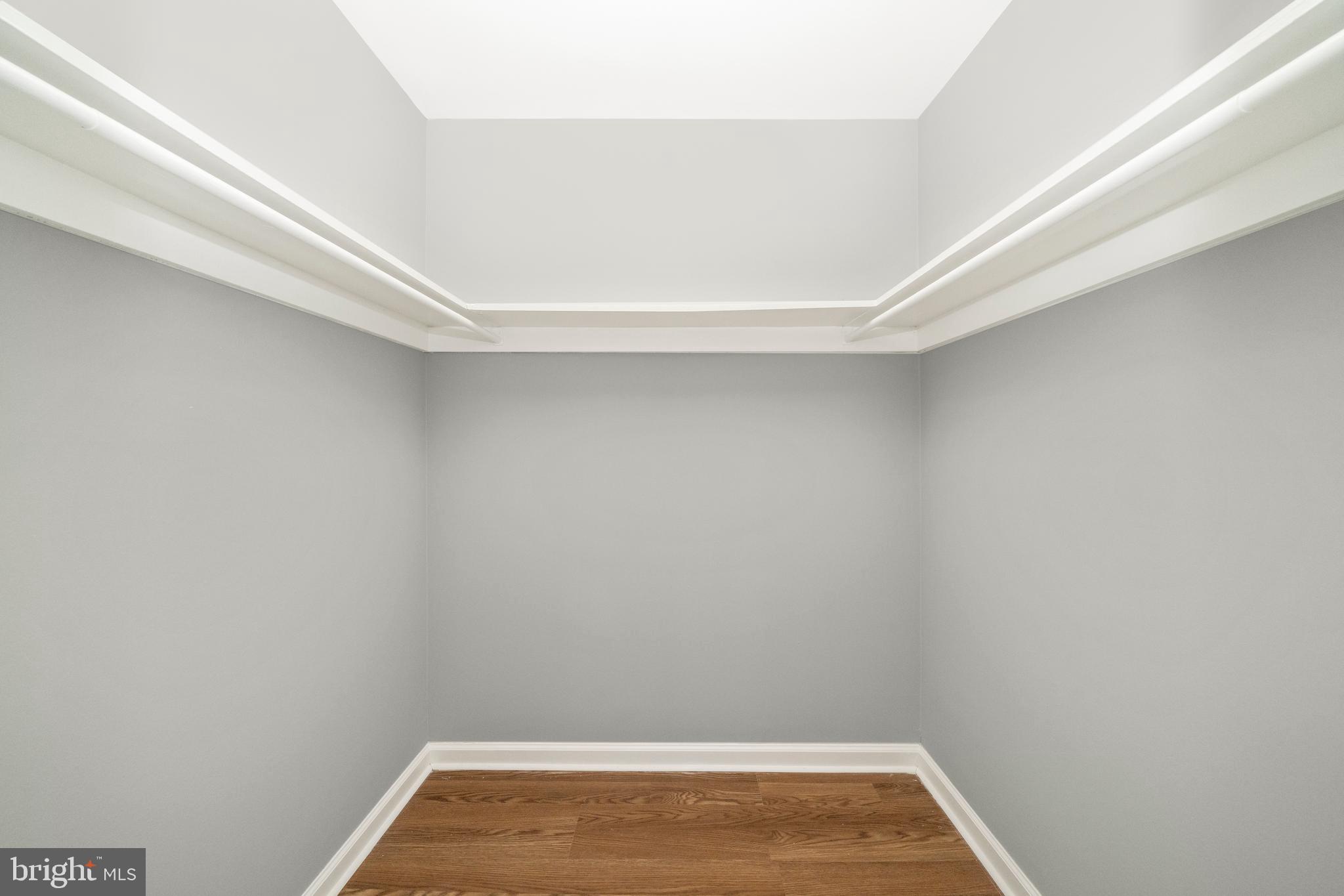 FAIRWAYS - Residential