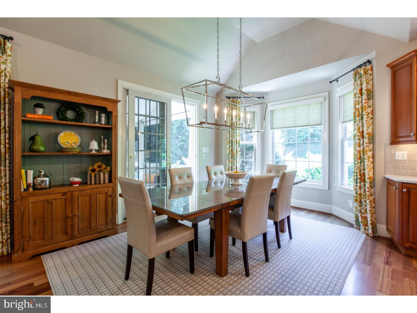 CHERRY CREEK - Residential