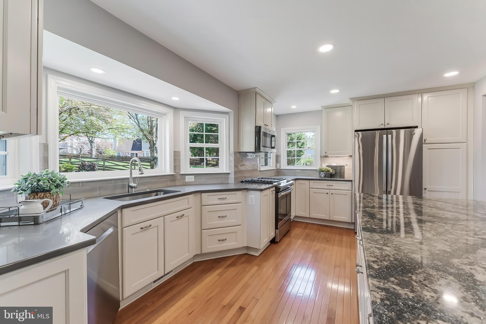 CHANTILLY HIGHLANDS - Residential