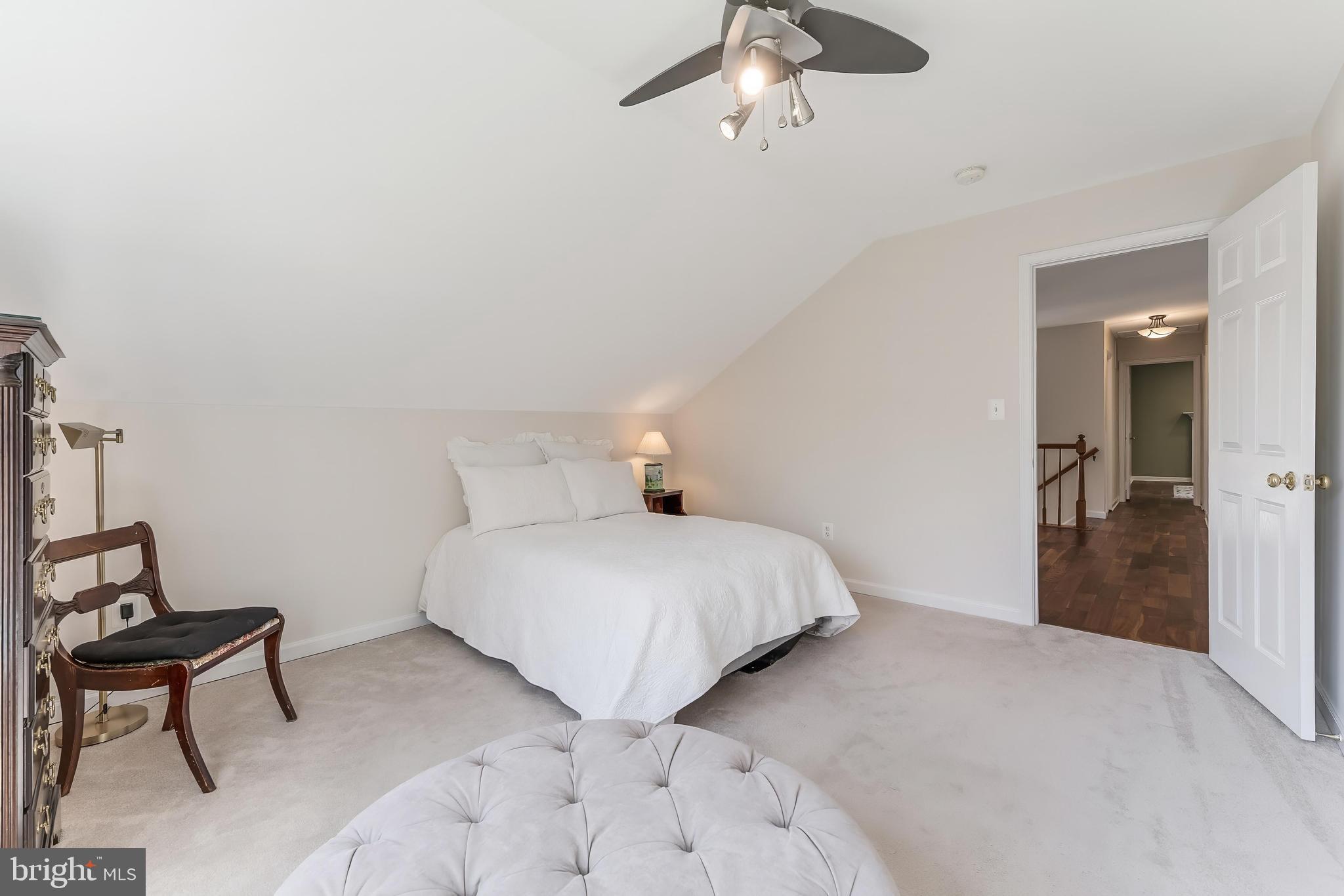 CHANTILLY HIGHLANDS - Residential