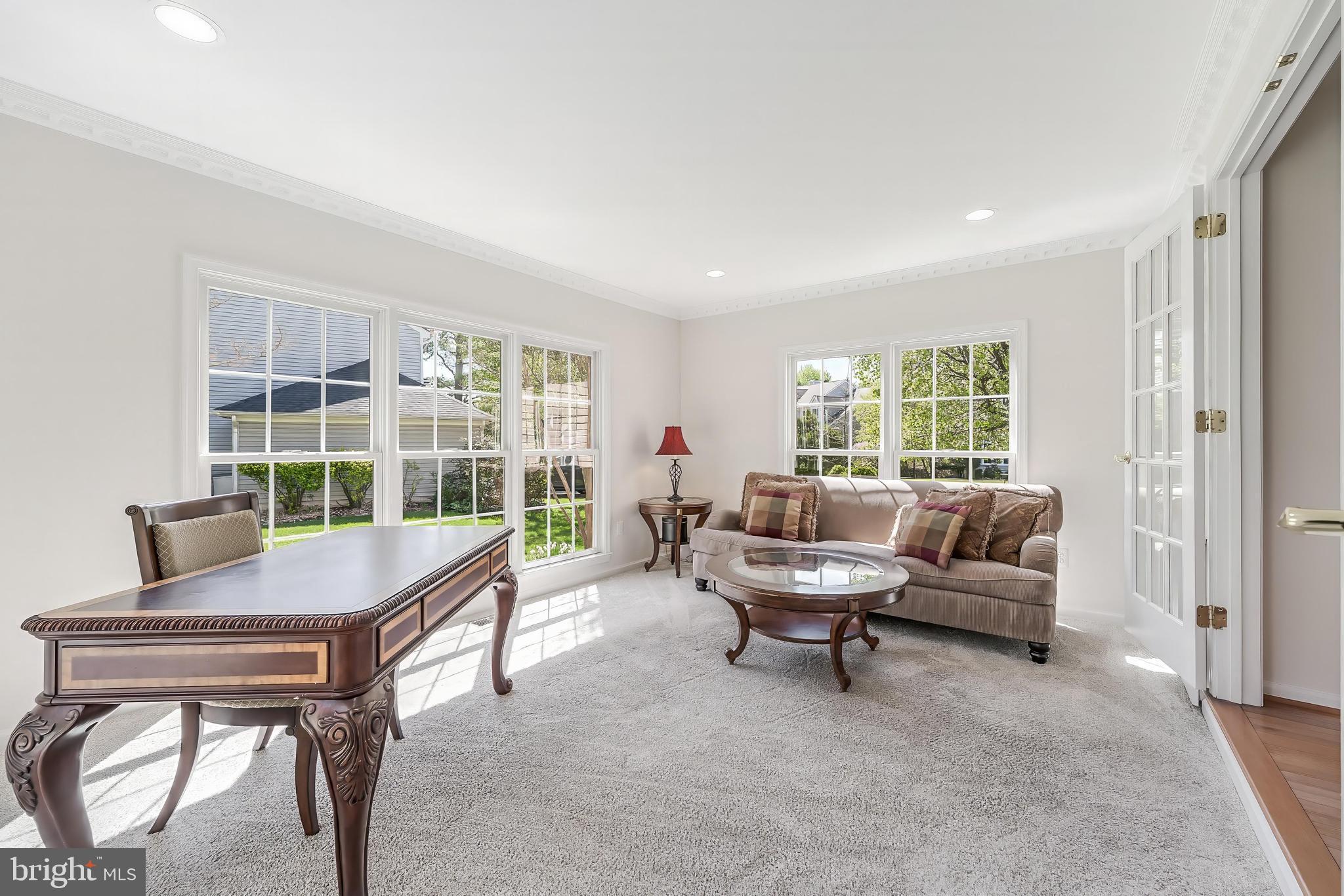 CHANTILLY HIGHLANDS - Residential