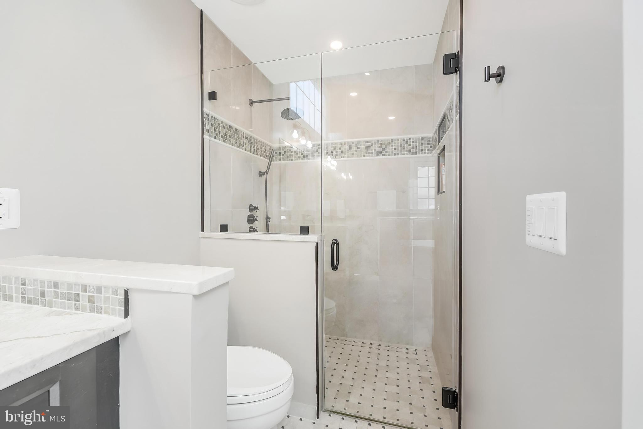 CHANTILLY HIGHLANDS - Residential