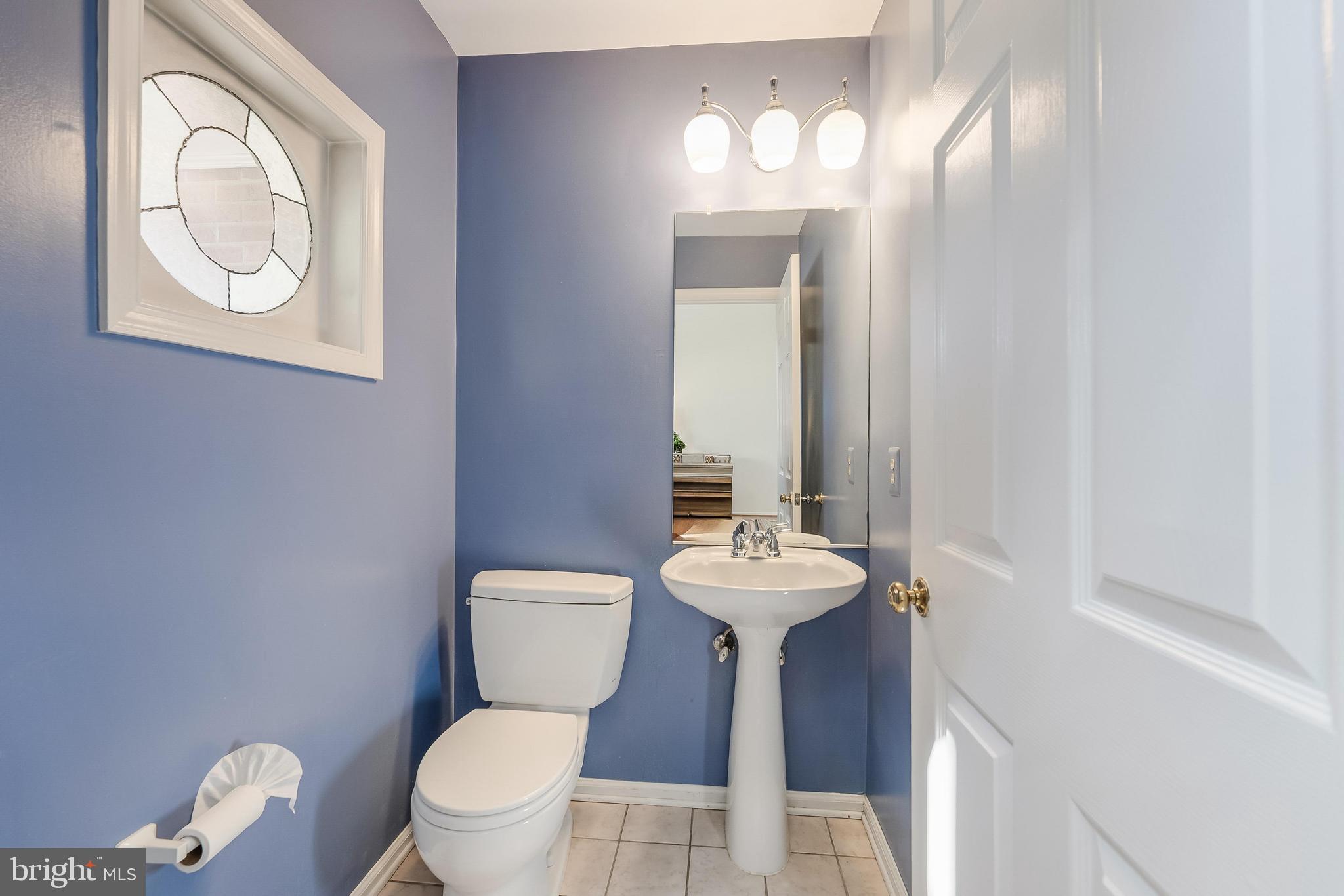 CHANTILLY HIGHLANDS - Residential