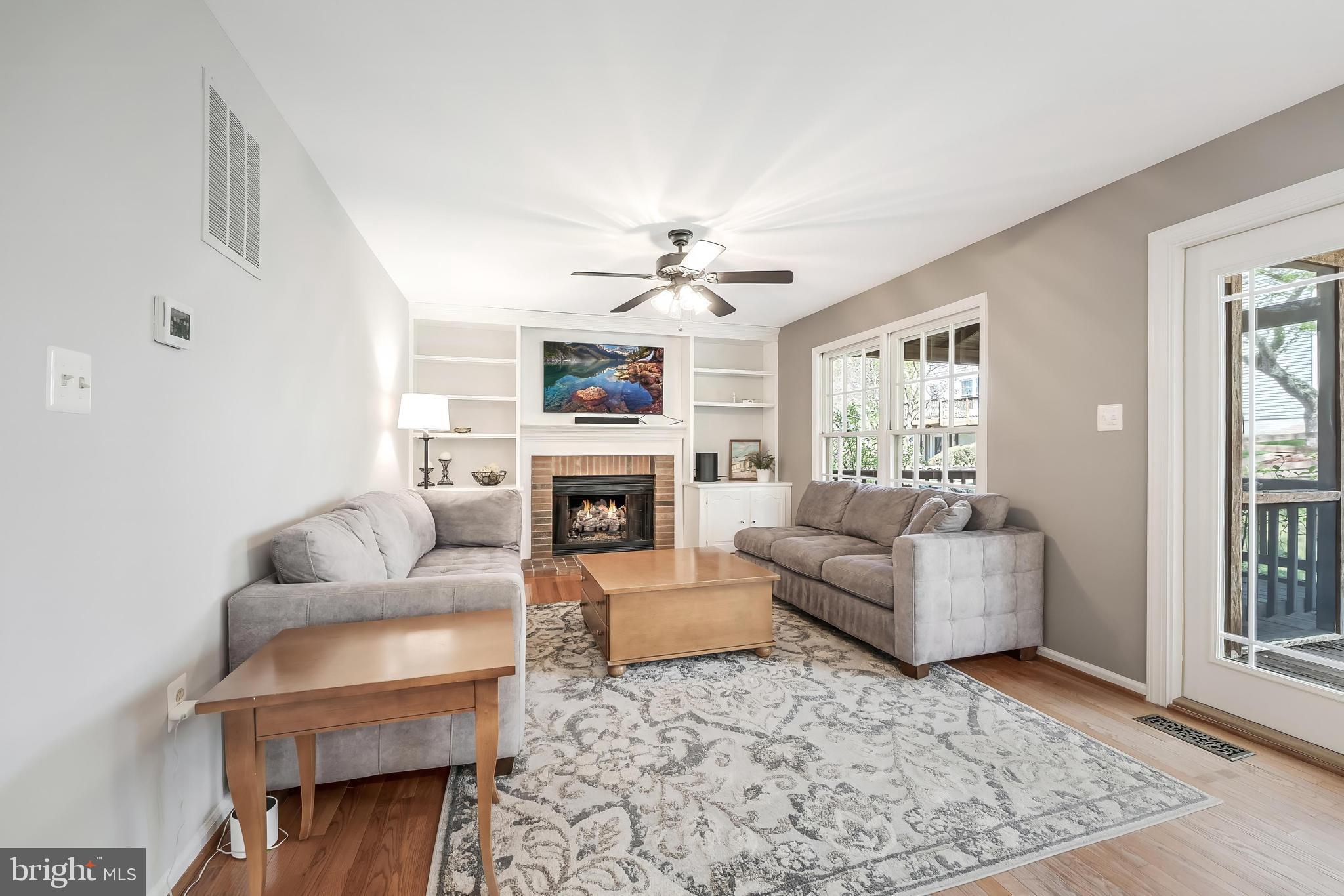 CHANTILLY HIGHLANDS - Residential