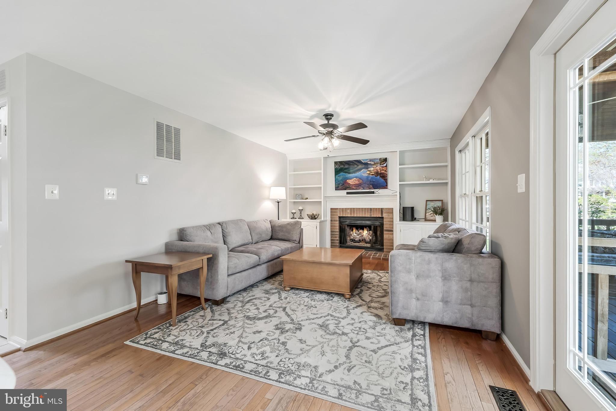 CHANTILLY HIGHLANDS - Residential