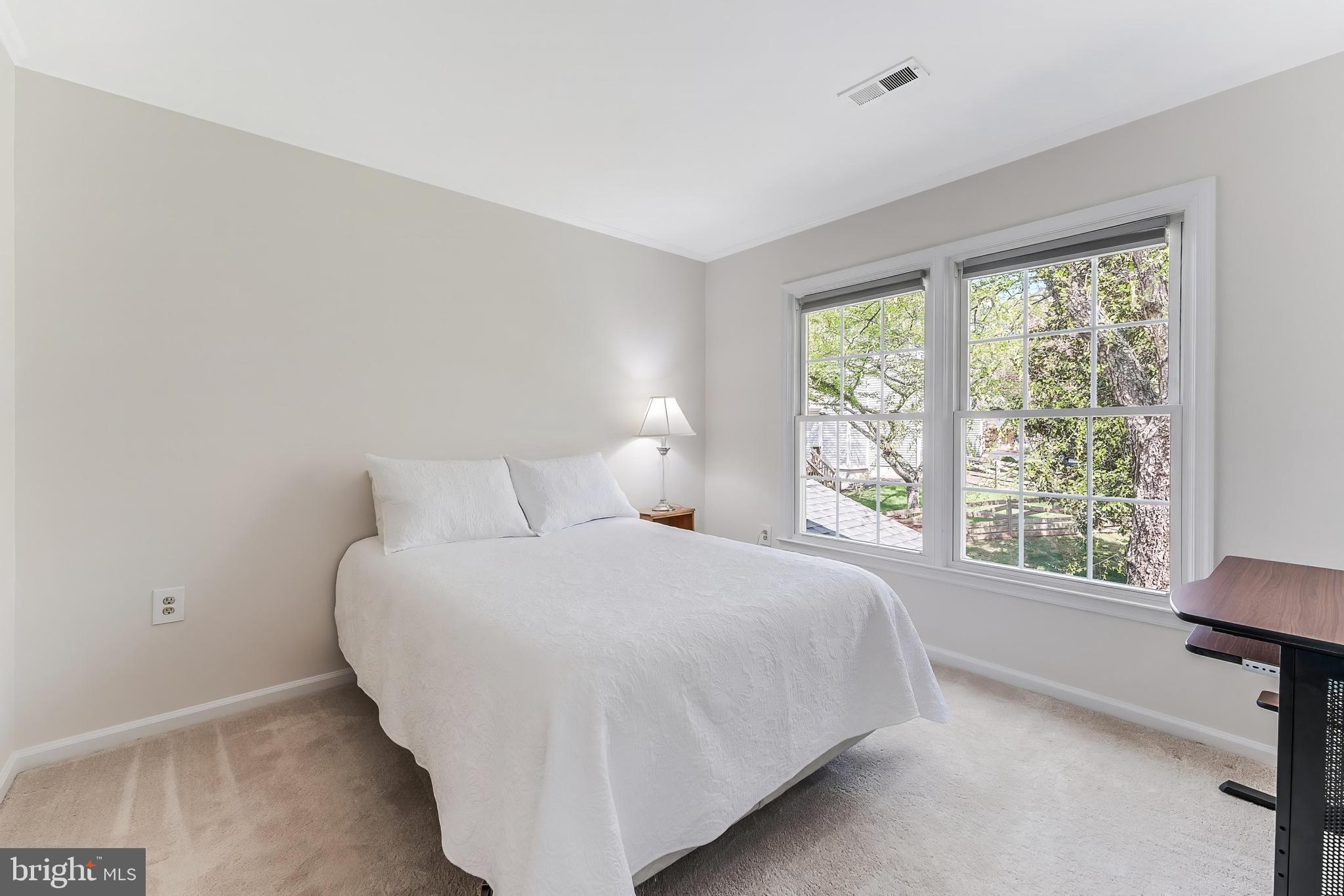 CHANTILLY HIGHLANDS - Residential