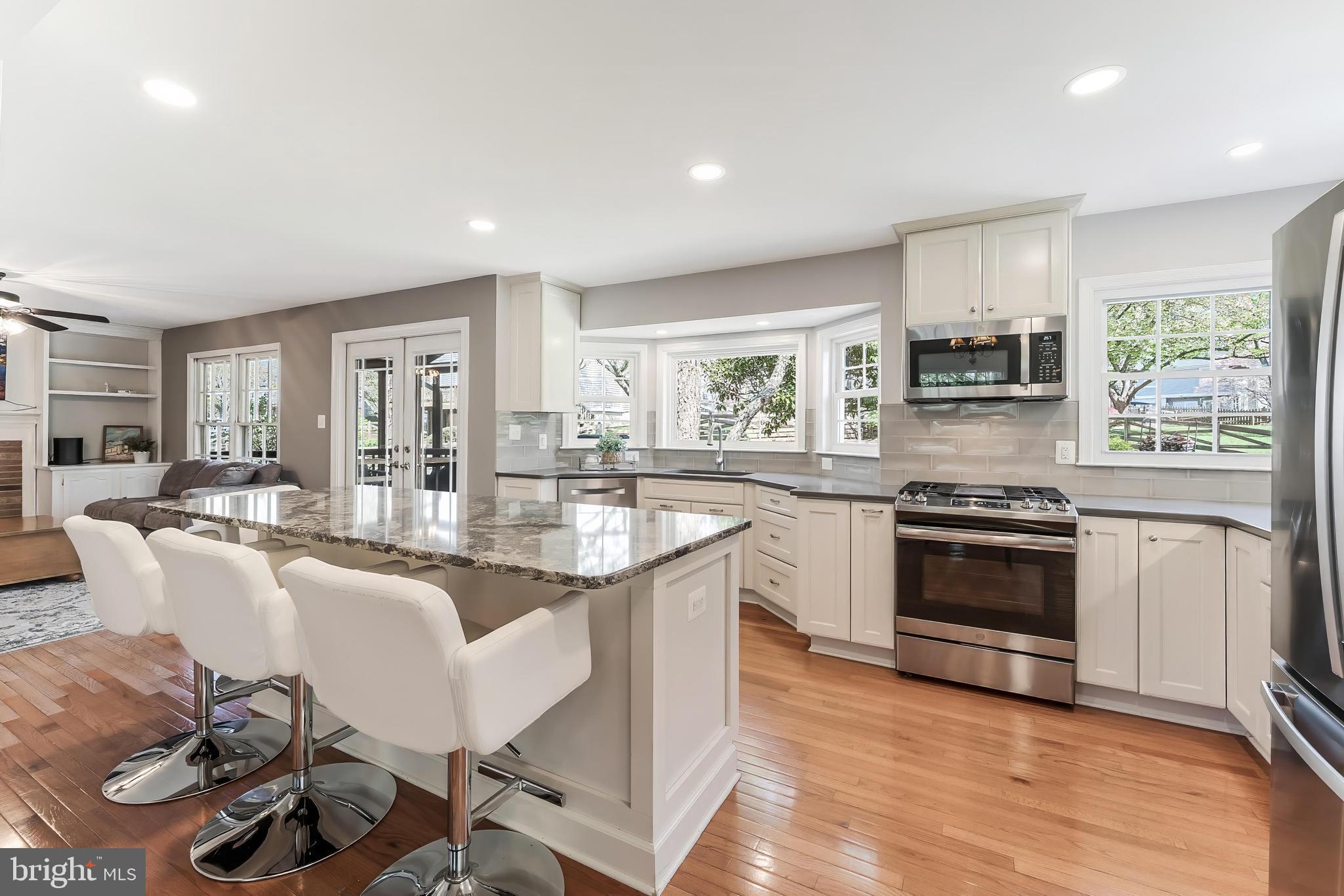 CHANTILLY HIGHLANDS - Residential