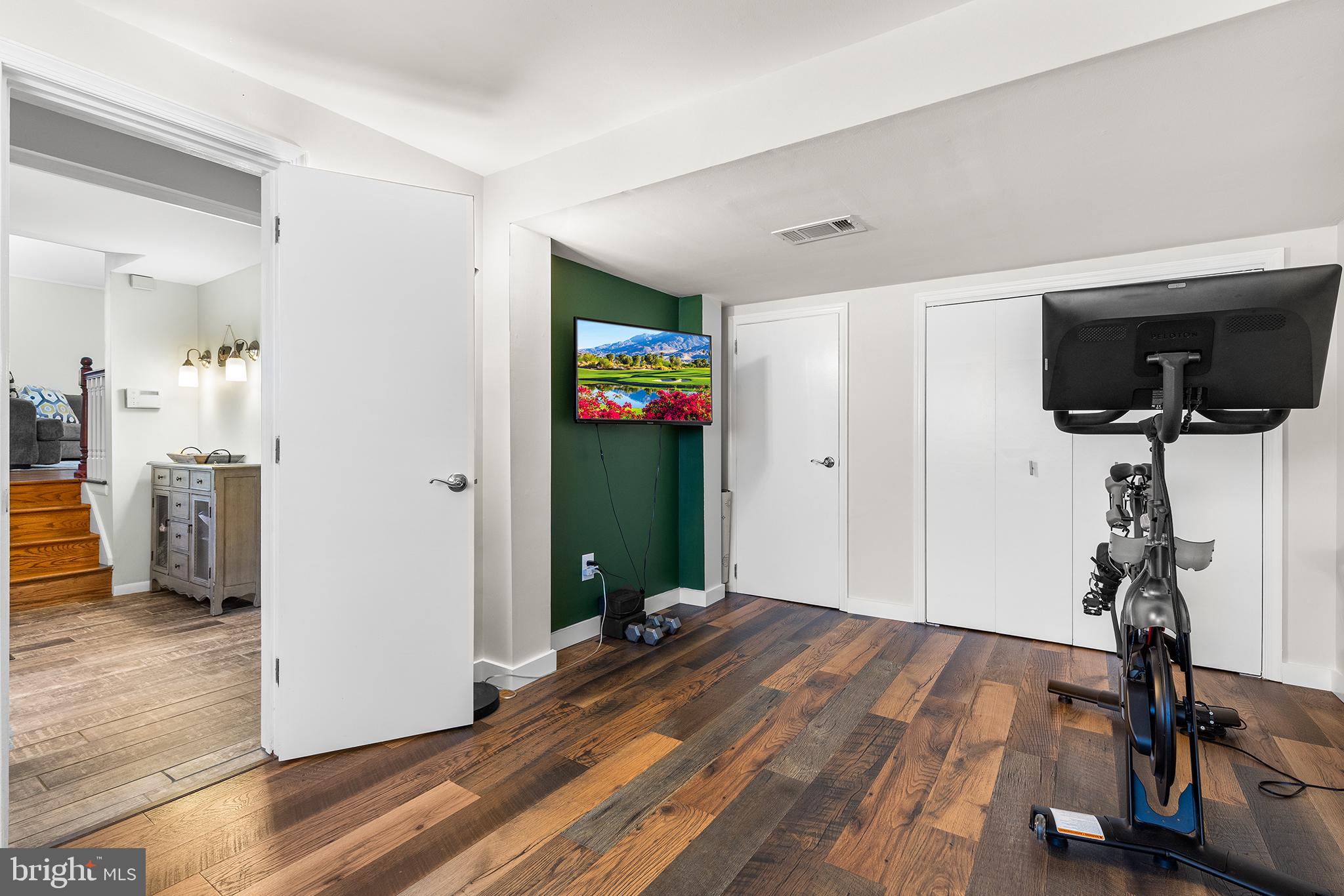 SWEET BRIAR - Residential