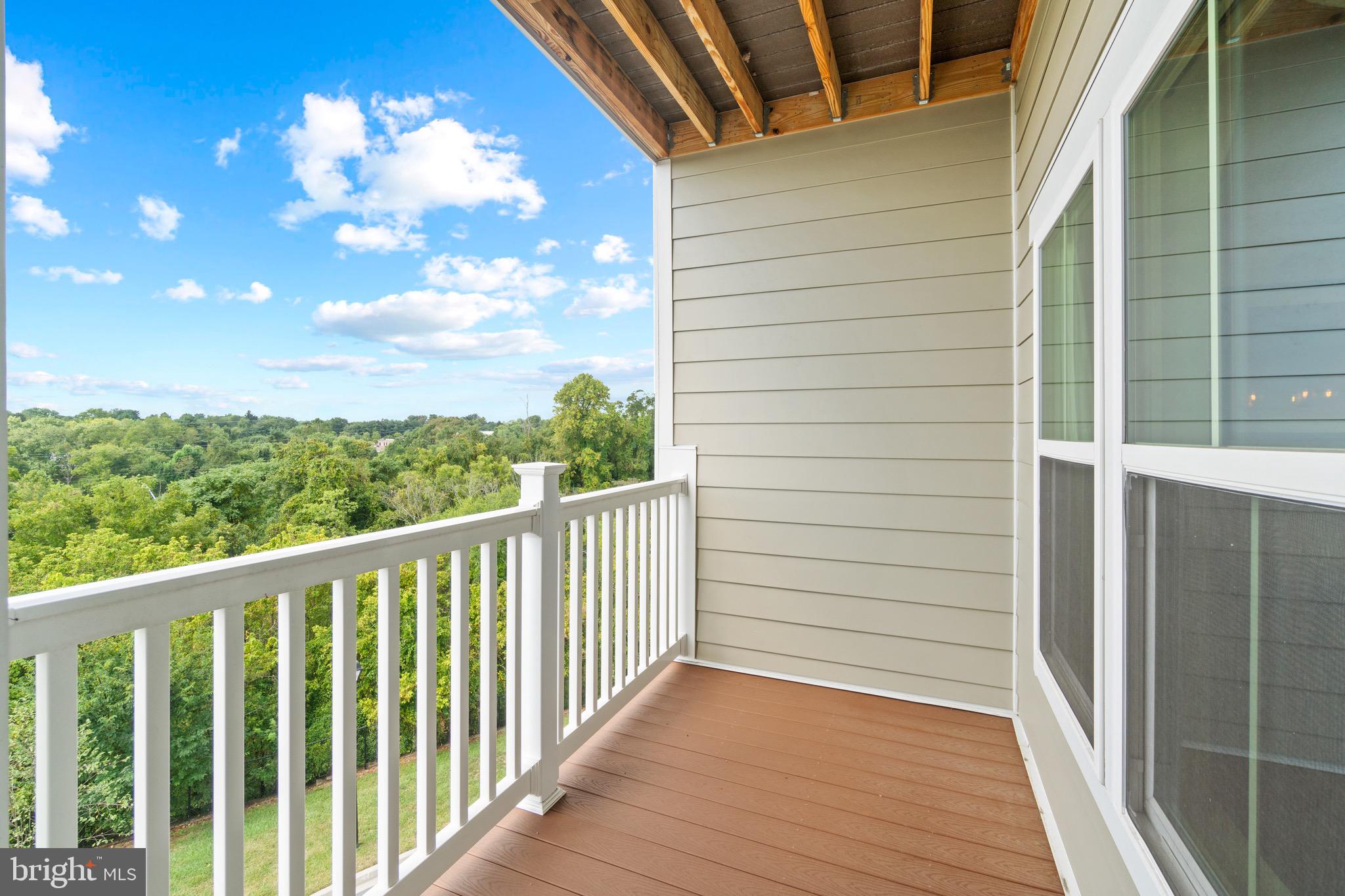 ELLICOTTS RETREAT - Residential