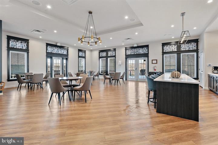 ELLICOTTS RETREAT - Residential