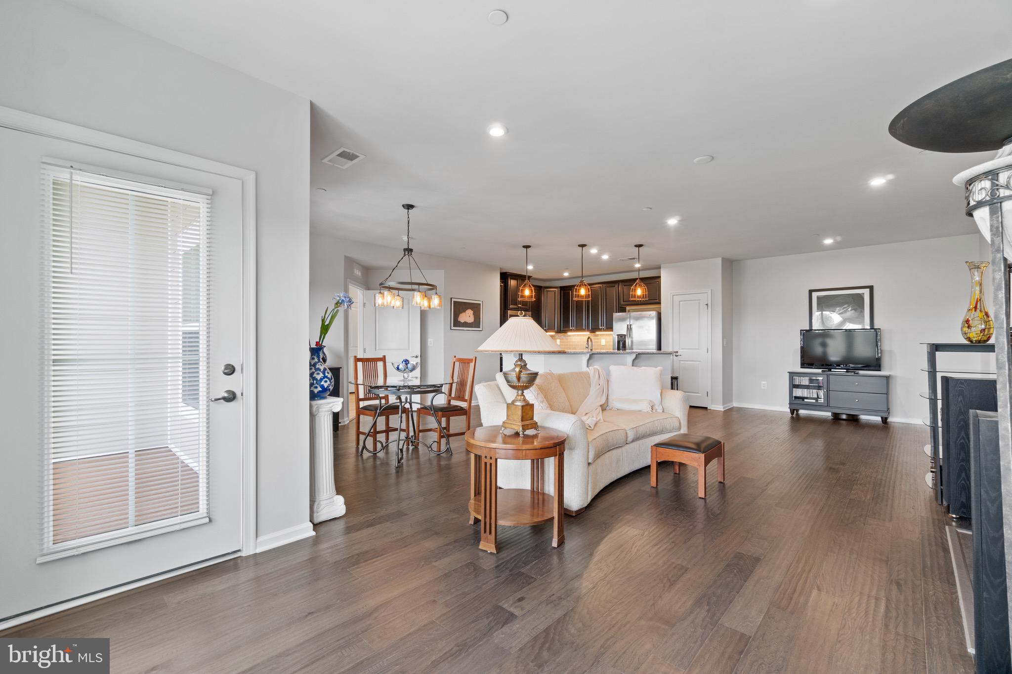 ELLICOTTS RETREAT - Residential