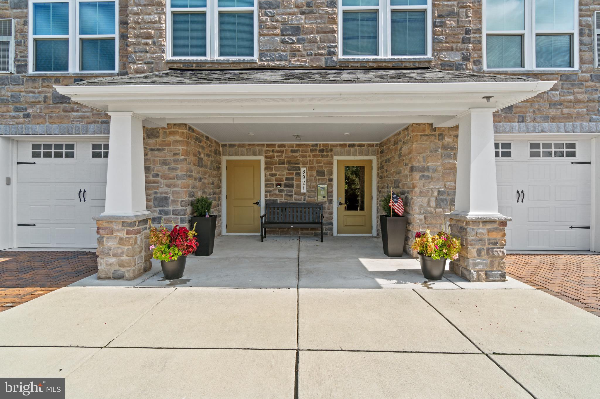 ELLICOTTS RETREAT - Residential