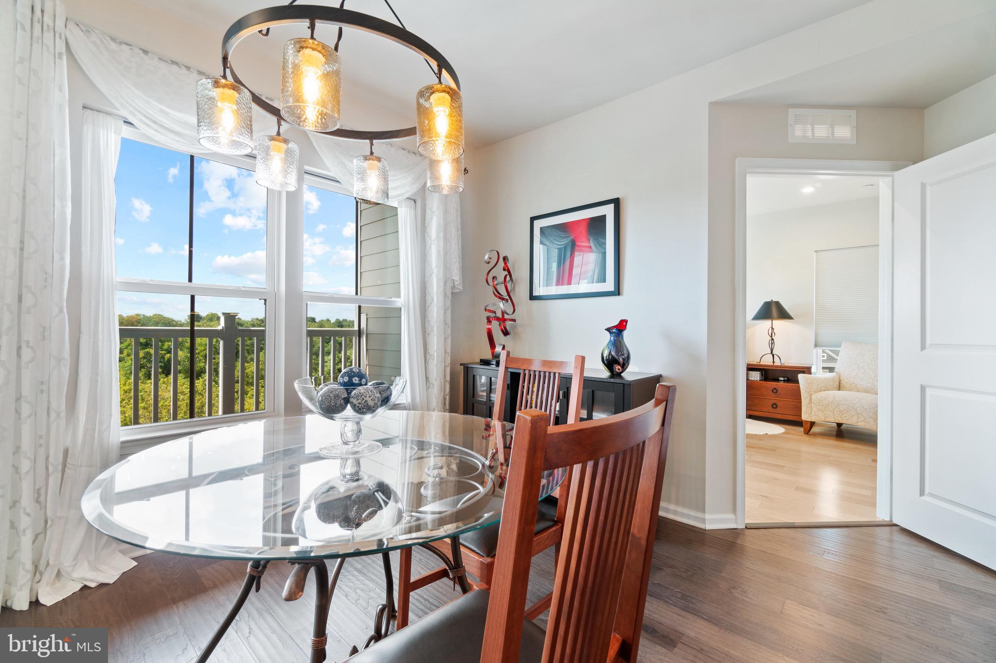 ELLICOTTS RETREAT - Residential