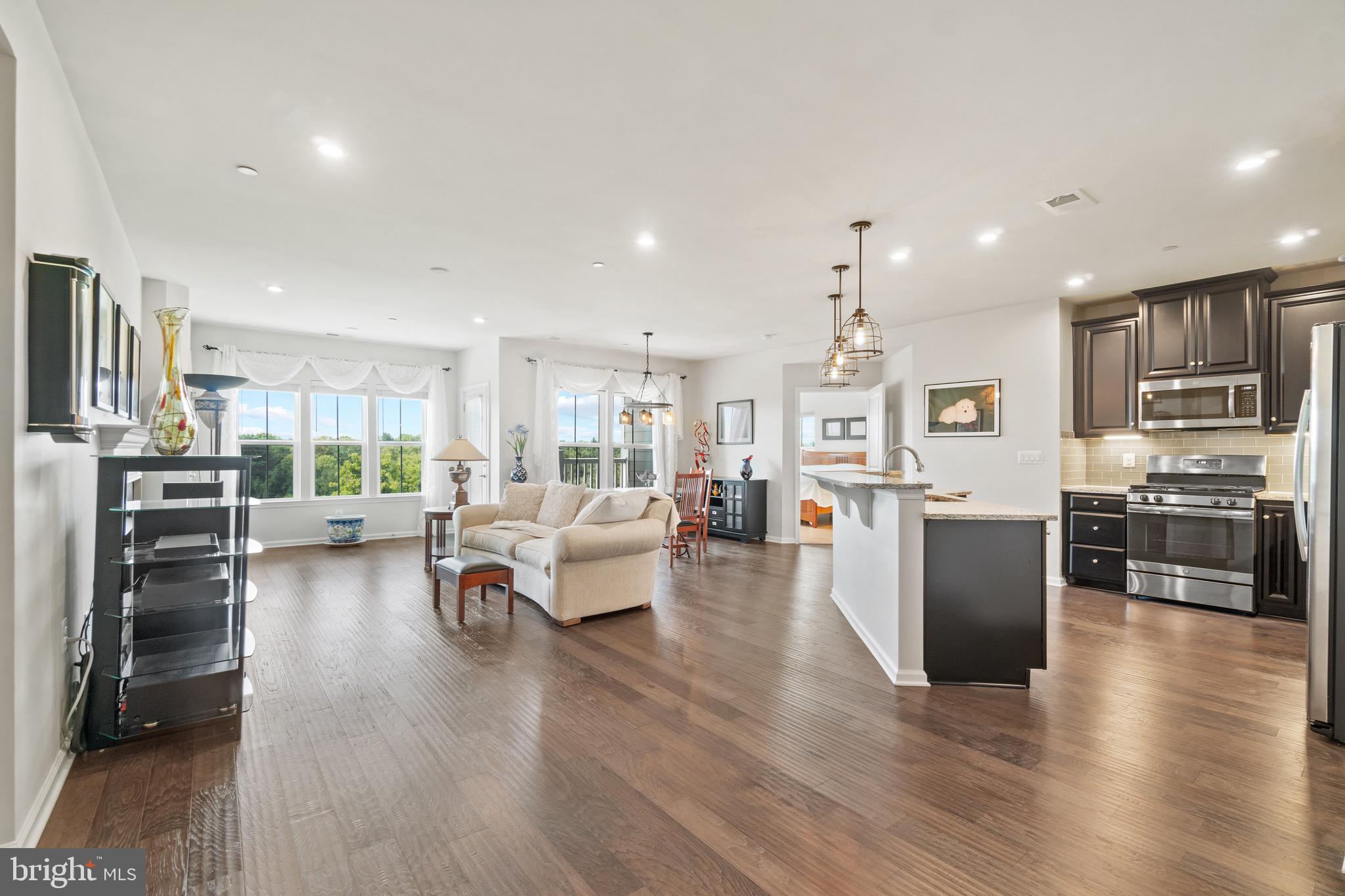 ELLICOTTS RETREAT - Residential