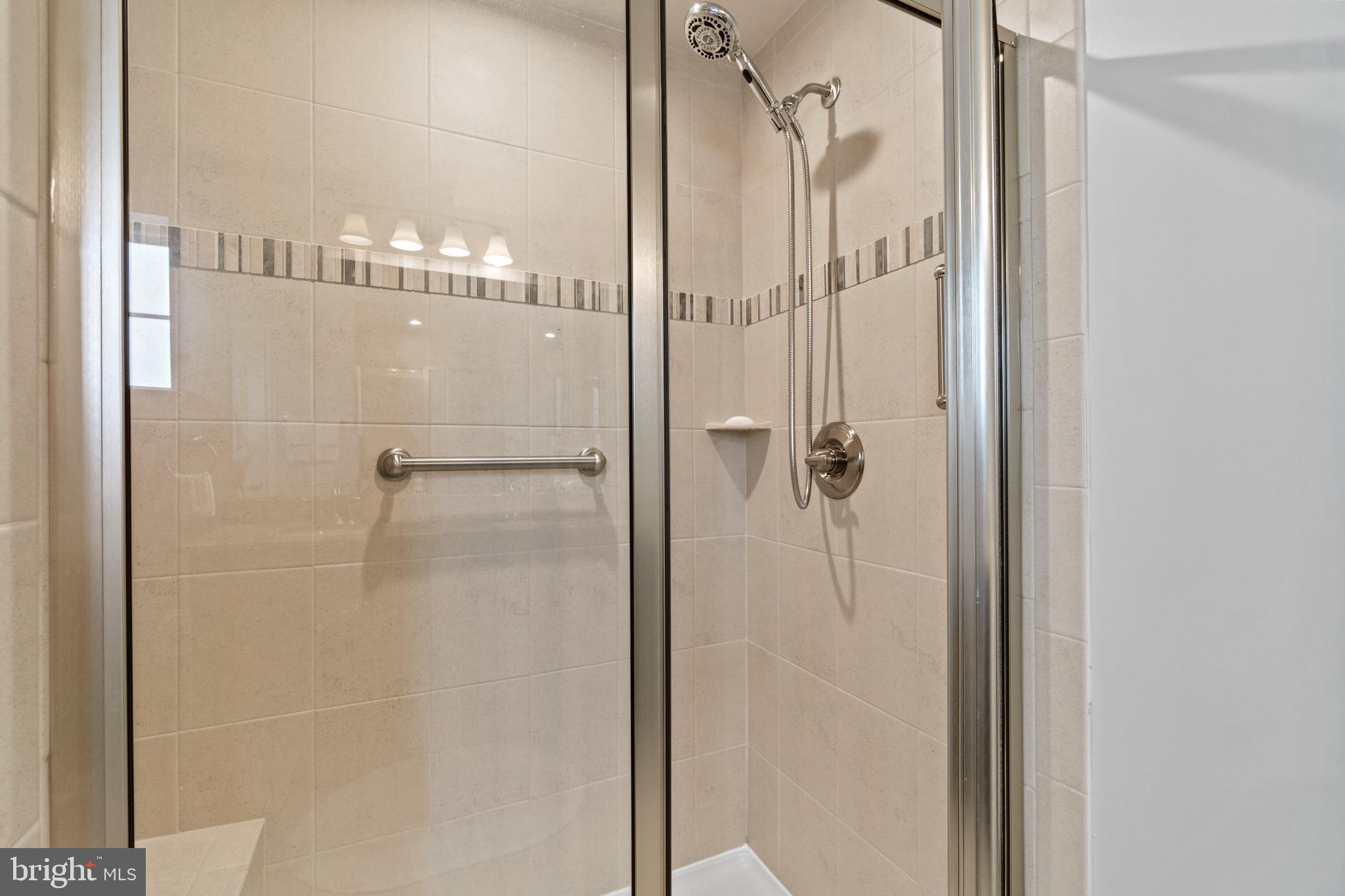 ELLICOTTS RETREAT - Residential