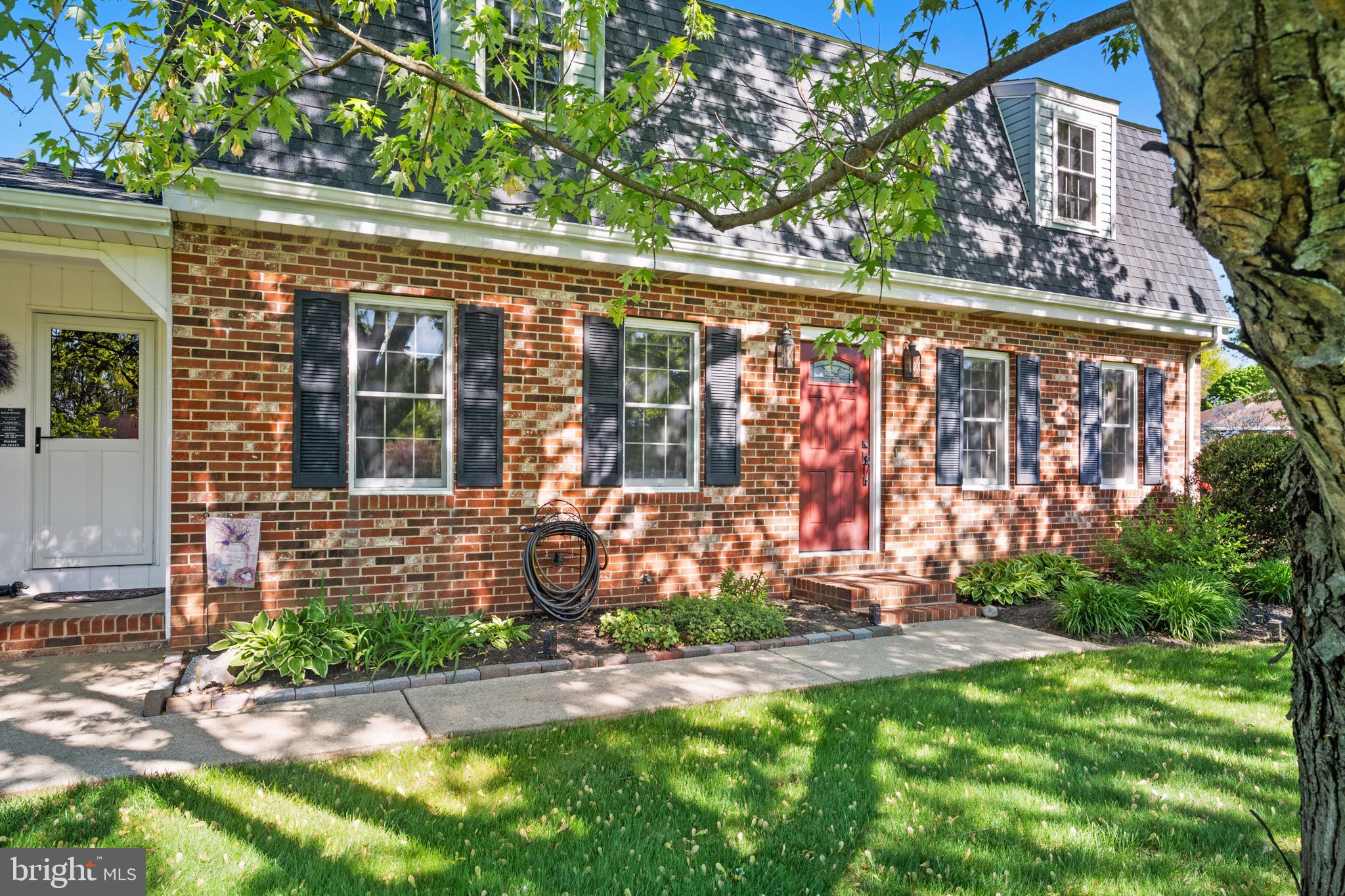 310 GREAT OAK DRIVE