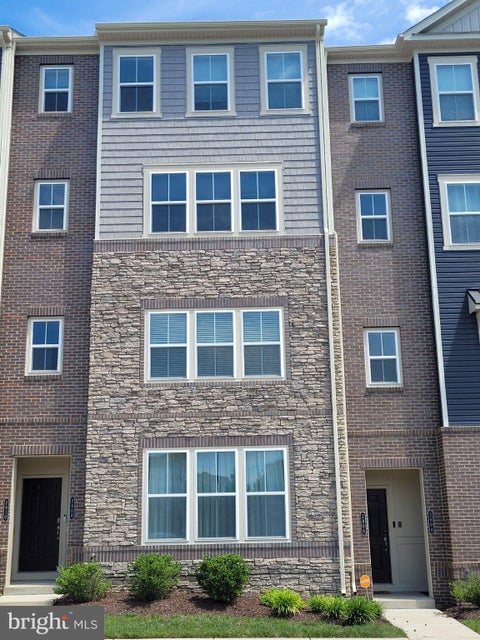 Townhouse For Rent - 2806 Brewers Crossing Way #40<br/> HANOVER, MD 21076