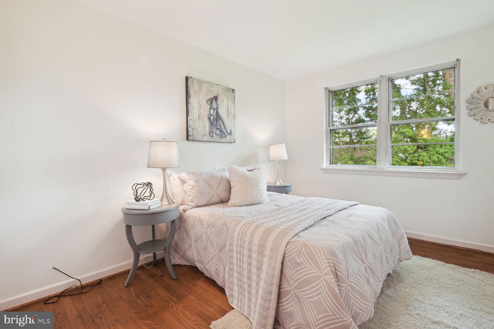 CHEVY CHASE - Residential