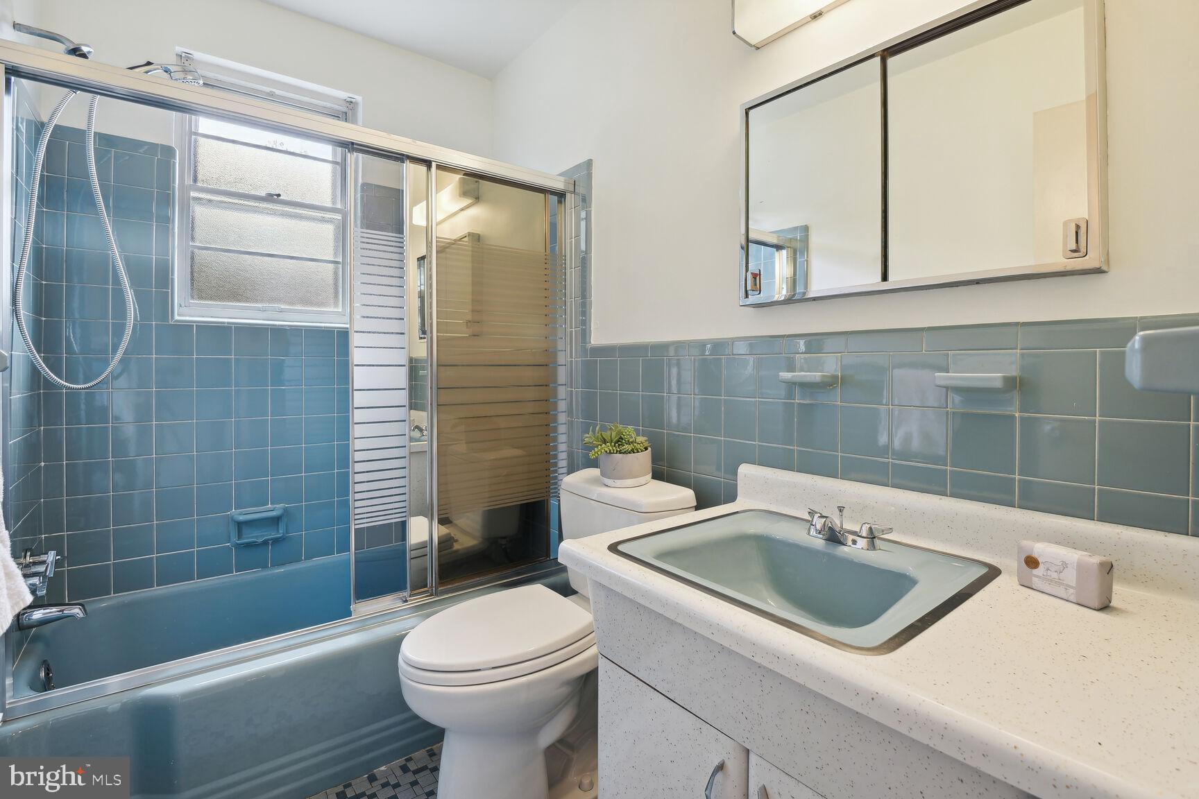 CHEVY CHASE - Residential