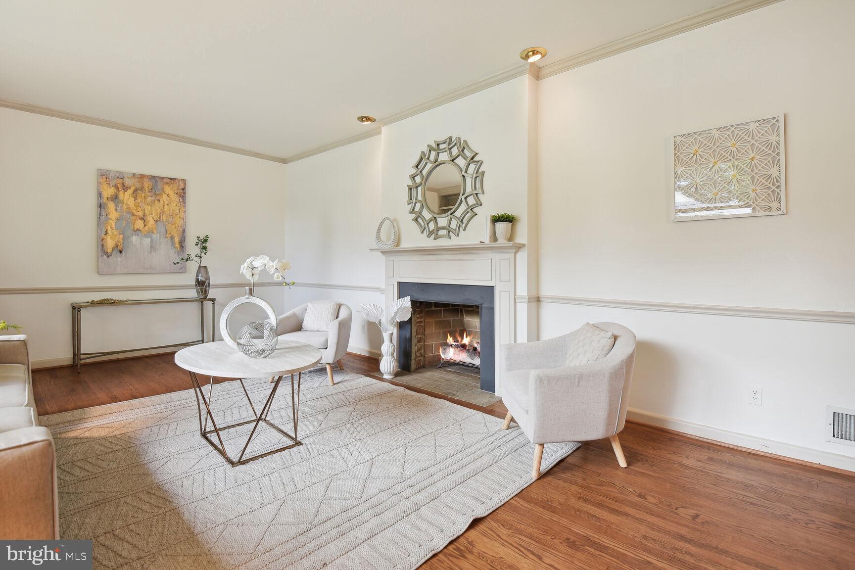 CHEVY CHASE - Residential