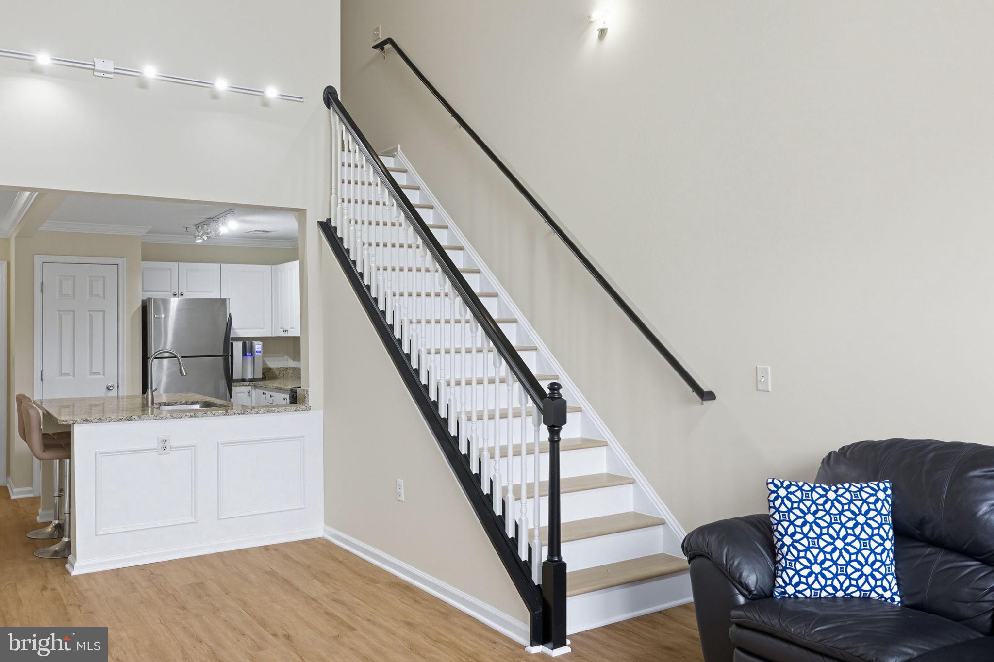 THE COLONNADE AT KENTLANDS - Residential