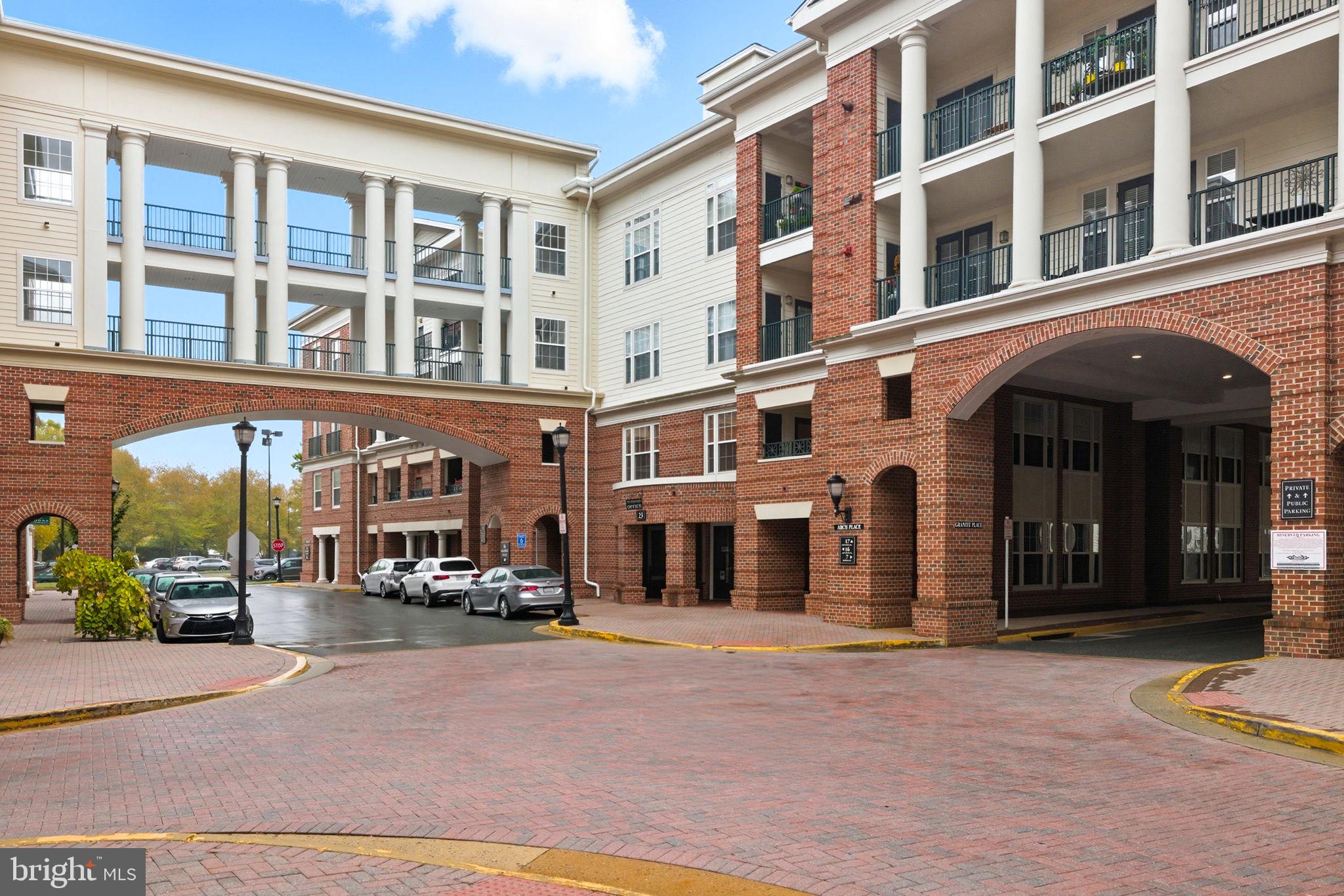 THE COLONNADE AT KENTLANDS - Residential