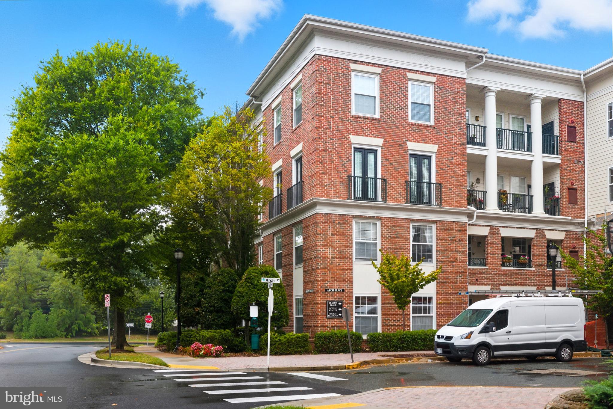 THE COLONNADE AT KENTLANDS - Residential