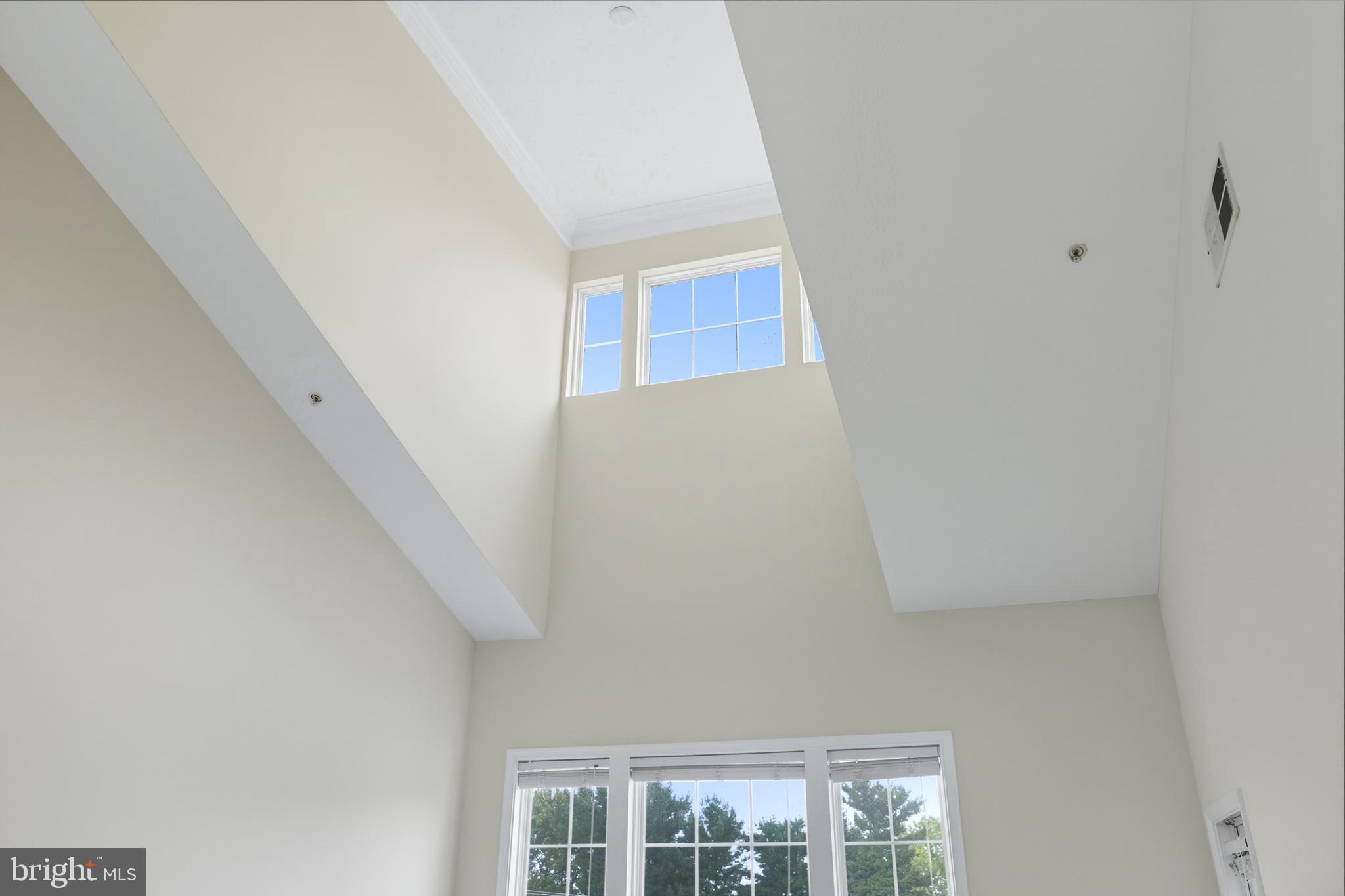 THE COLONNADE AT KENTLANDS - Residential