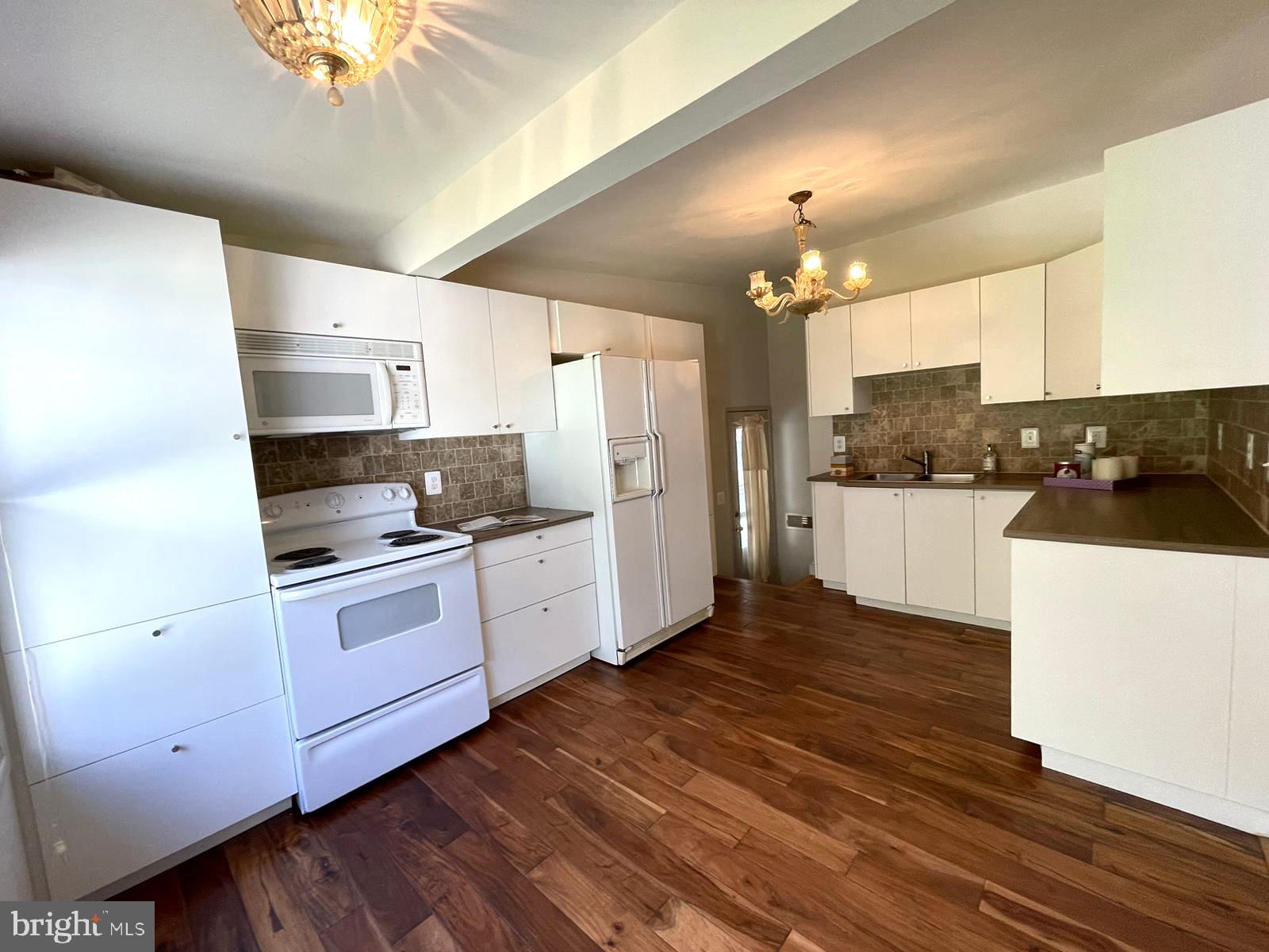 TWINBROOK FOREST - Residential Lease