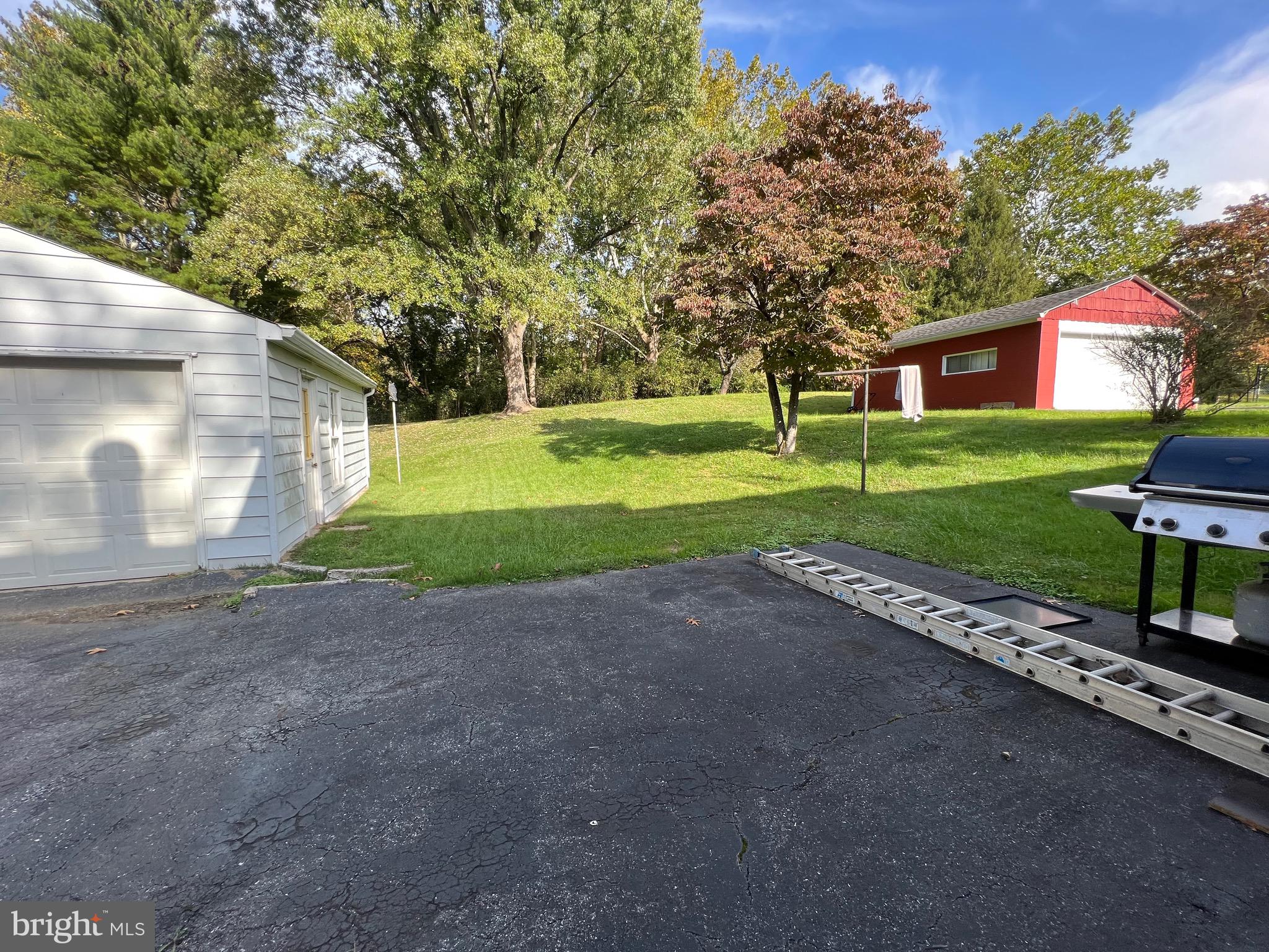 TWINBROOK FOREST - Residential Lease