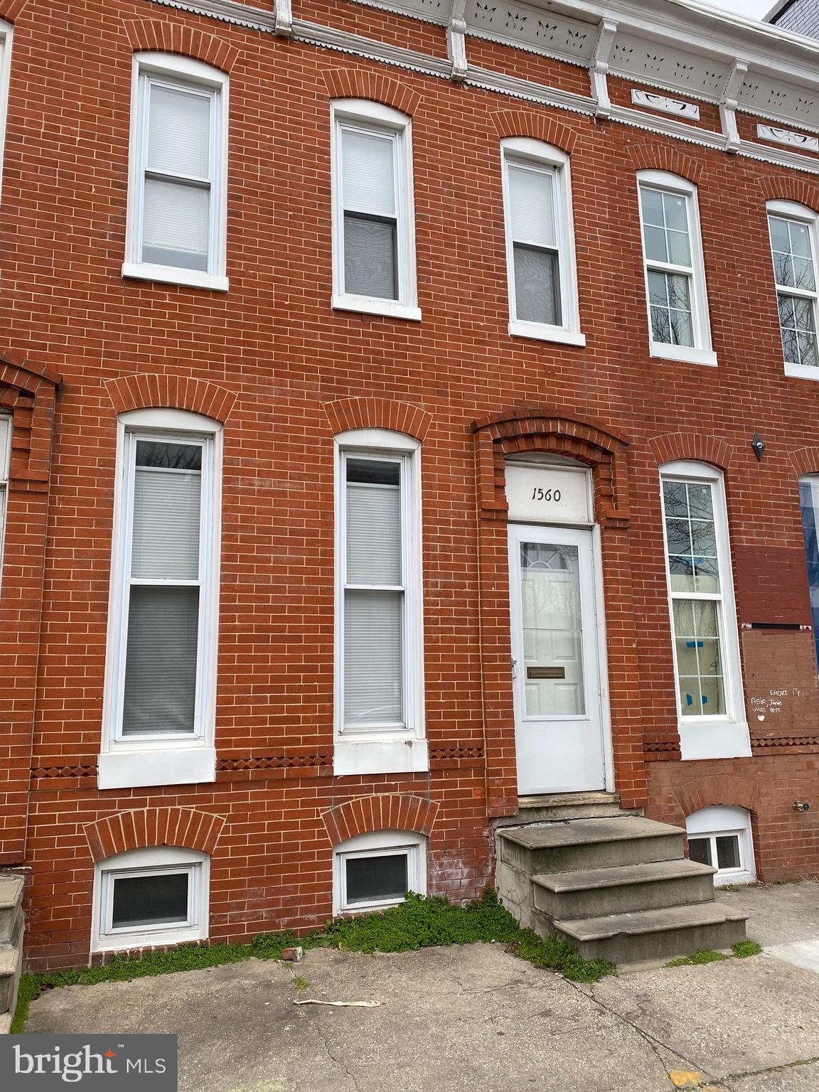 SANDTOWN-WINCHESTER - Residential