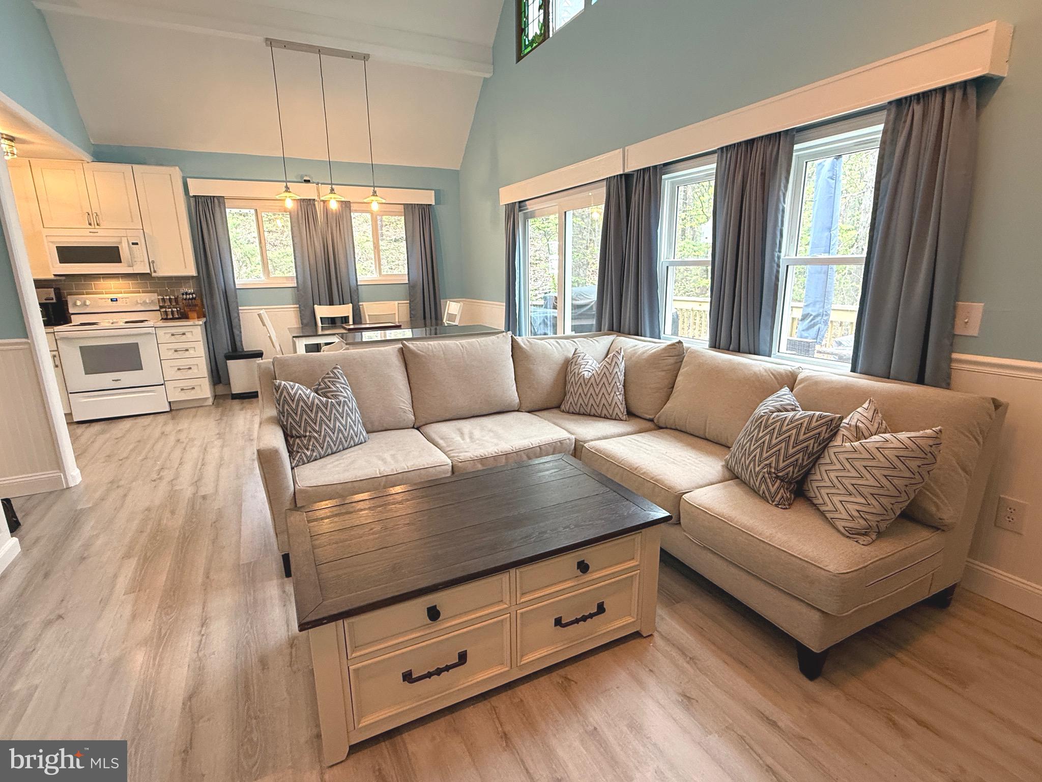 GLENWOOD FOREST - Residential