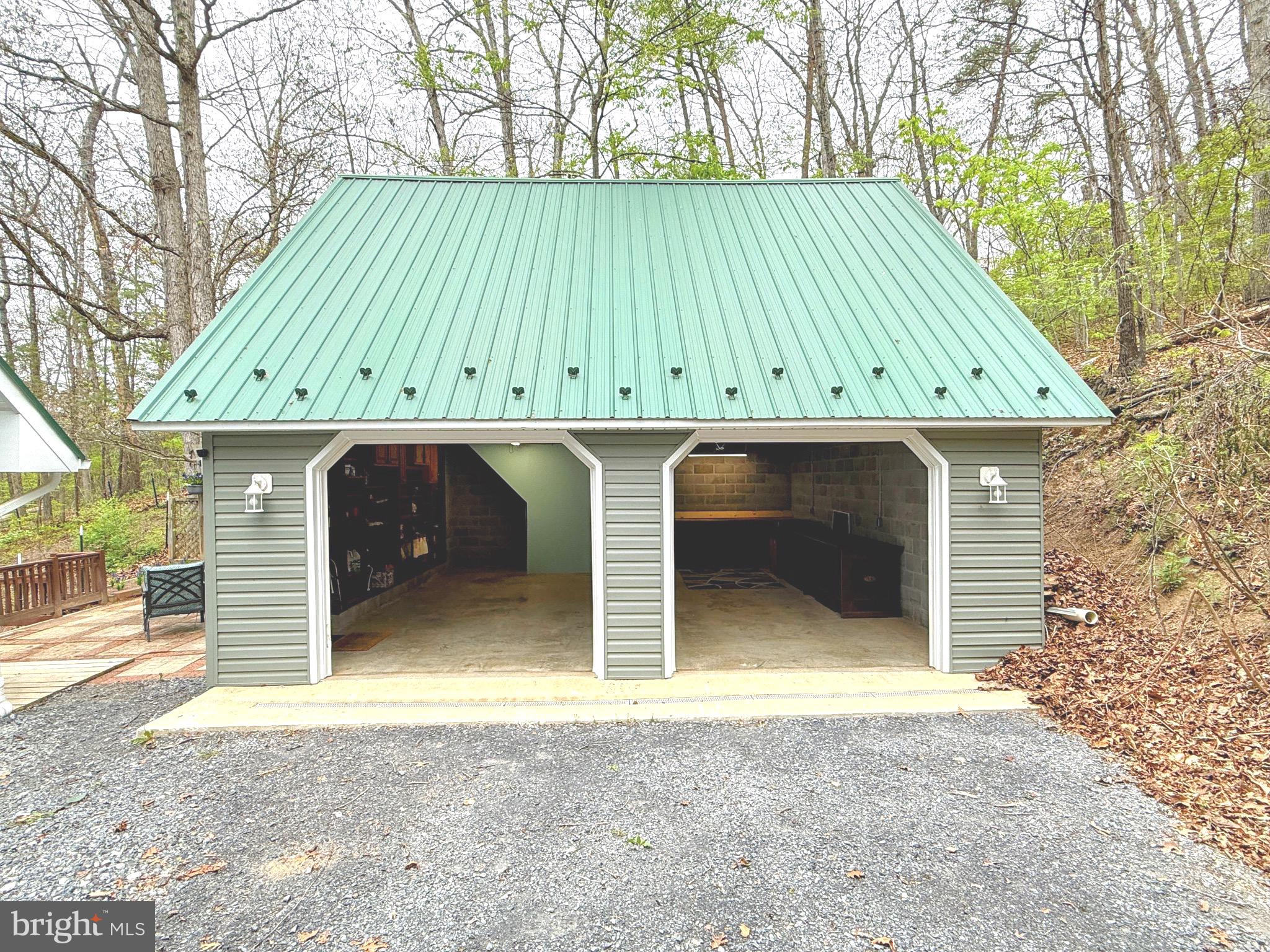 GLENWOOD FOREST - Residential