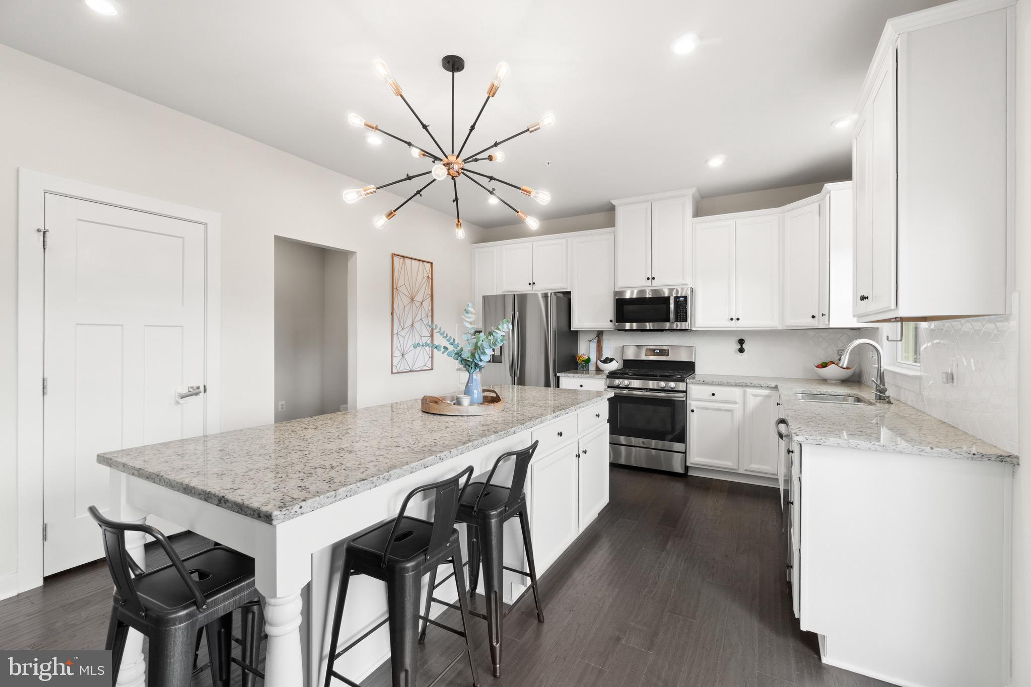 POTOMAC SHORES - Residential