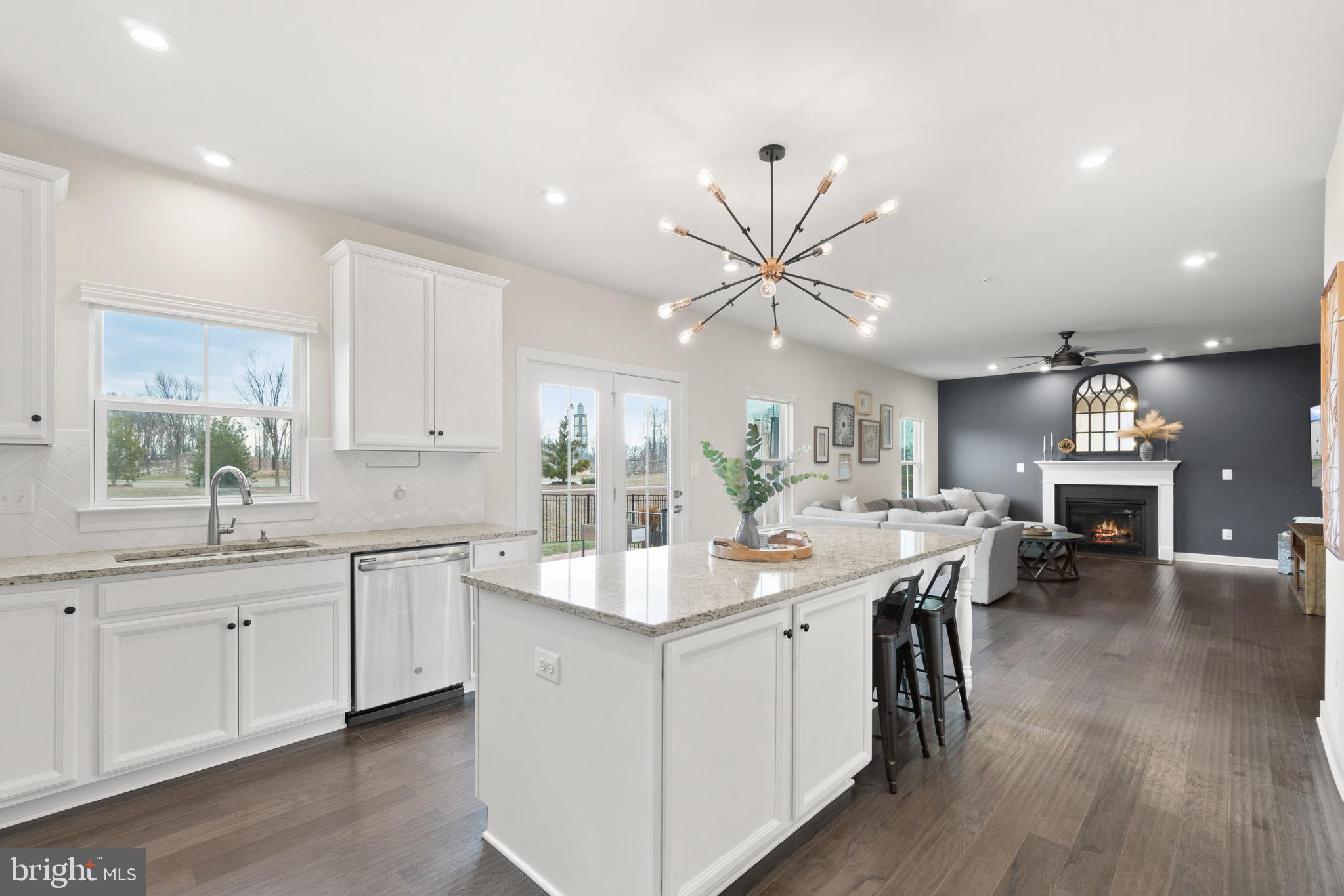 POTOMAC SHORES - Residential