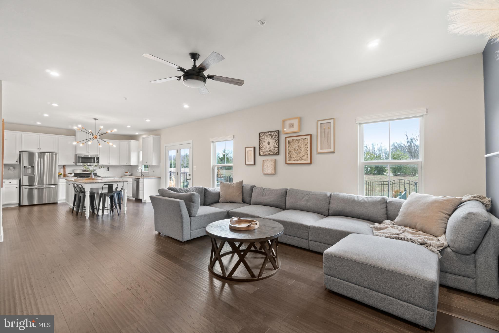 POTOMAC SHORES - Residential