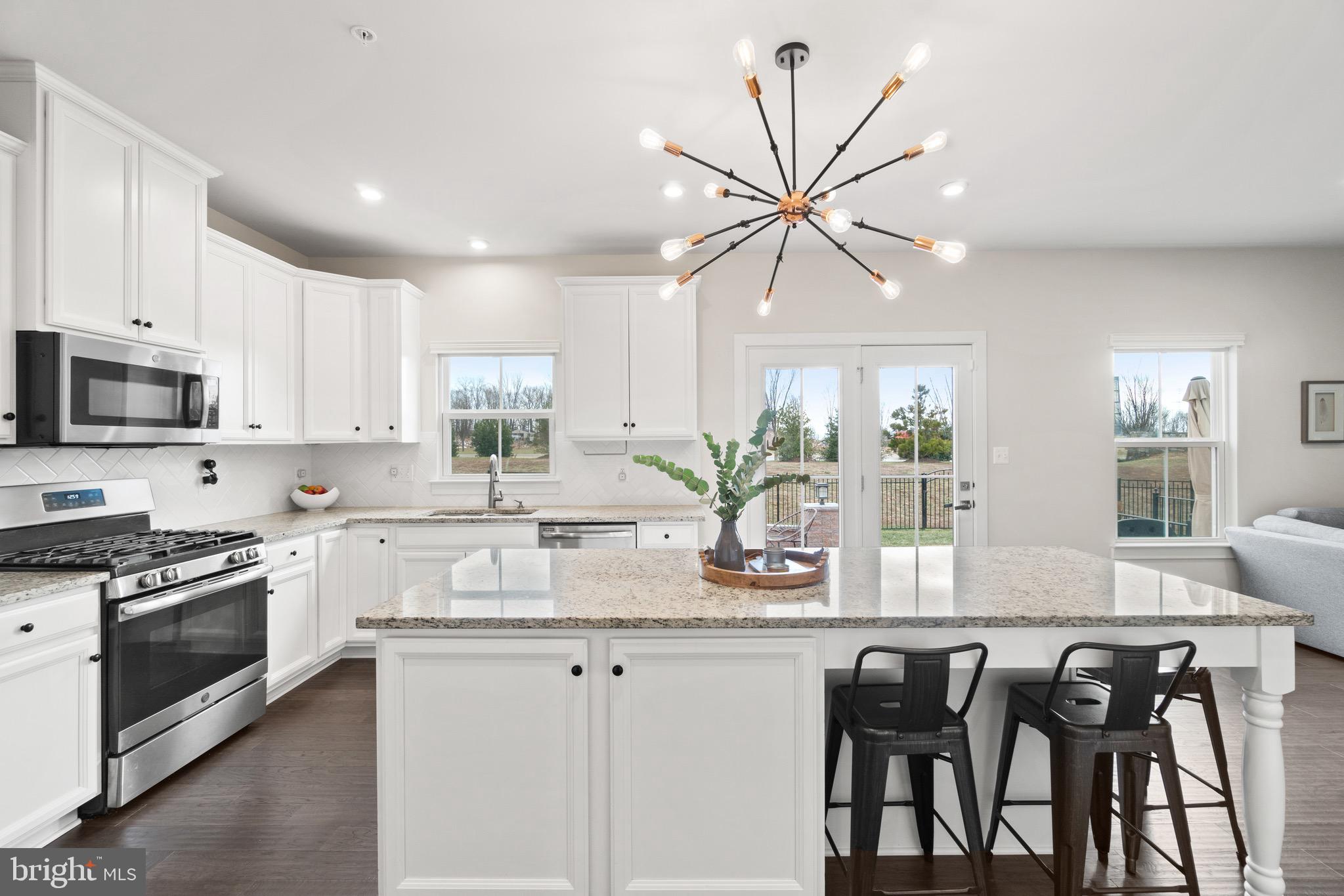 POTOMAC SHORES - Residential