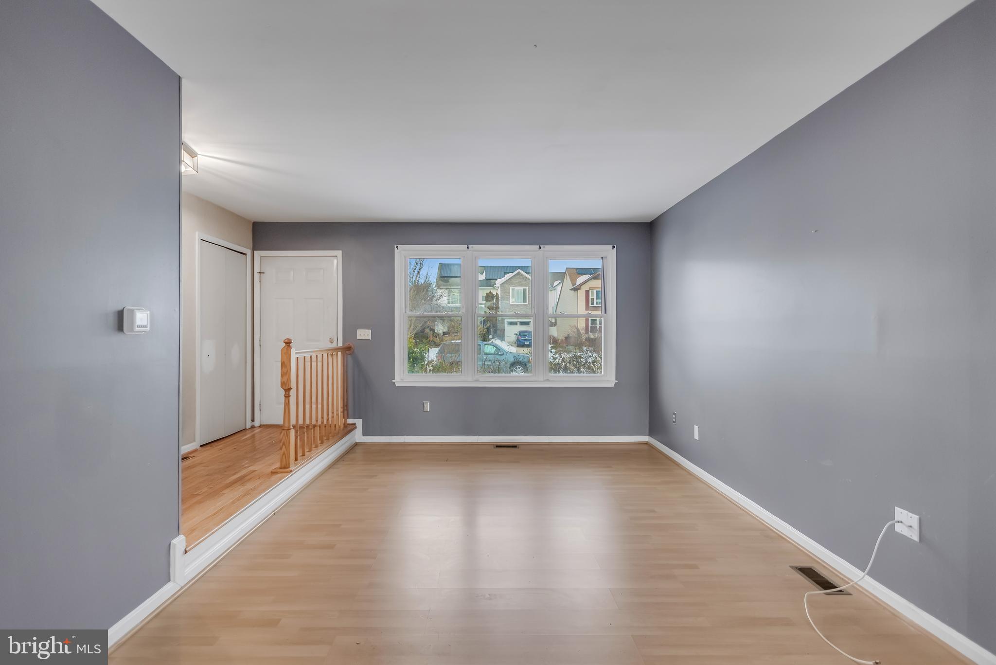 LAUREL LAKES - Residential