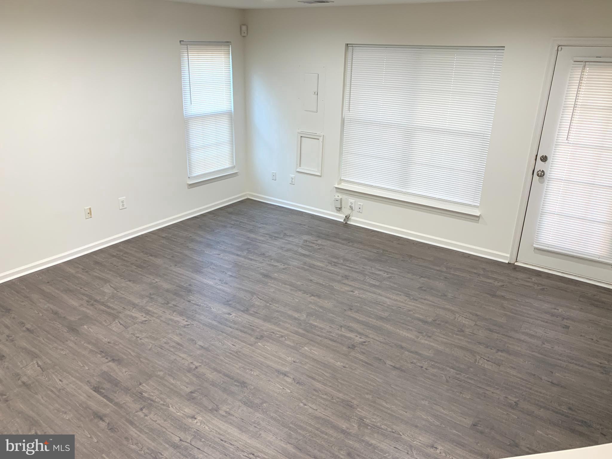 HOYLES MILL VILLAGE - Residential Lease